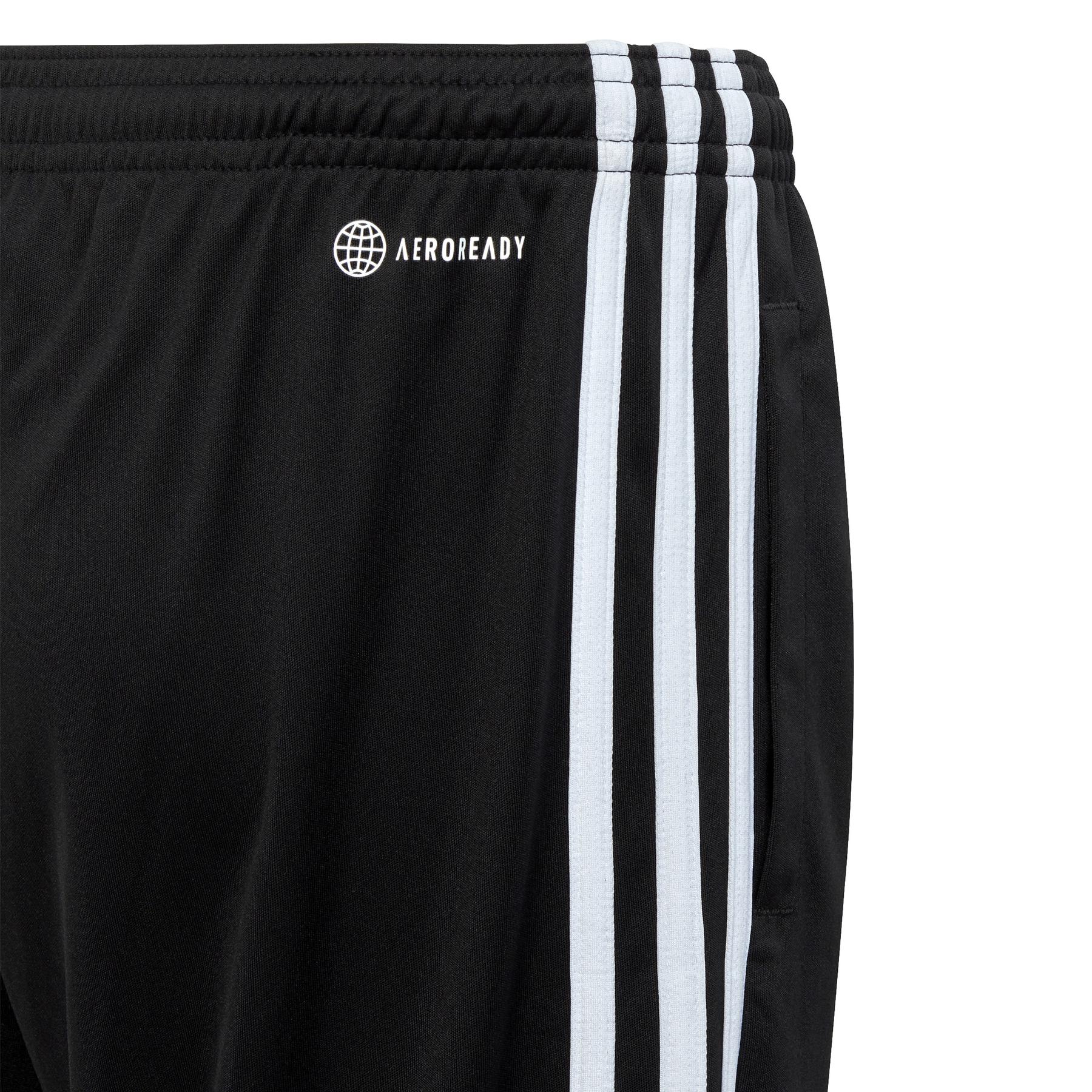 product/a/d/adidas_hs1606_4_apparel_photography_detail_view_1_white.jpg