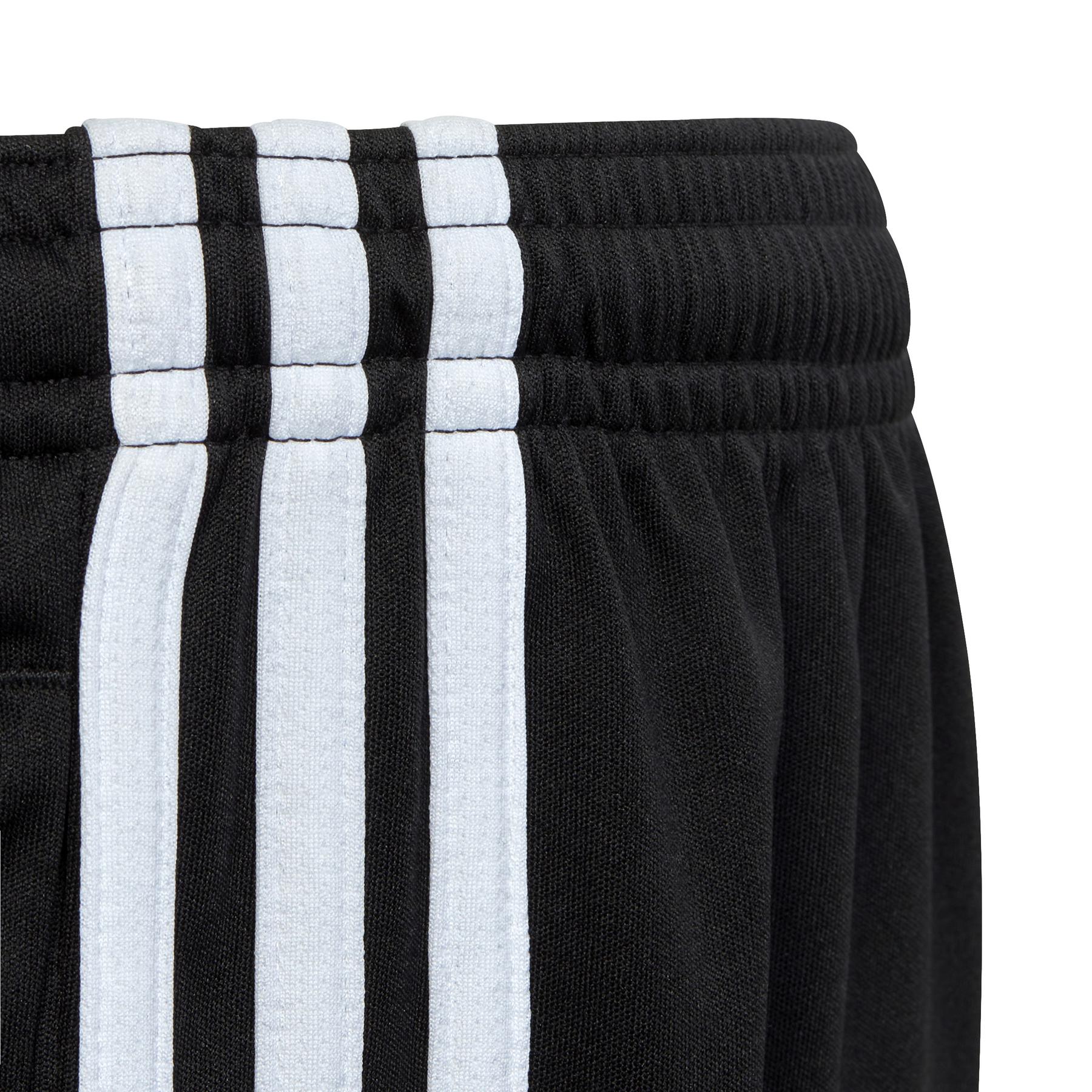 product/a/d/adidas_hs1606_6_apparel_photography_detail_view_3_white.jpg