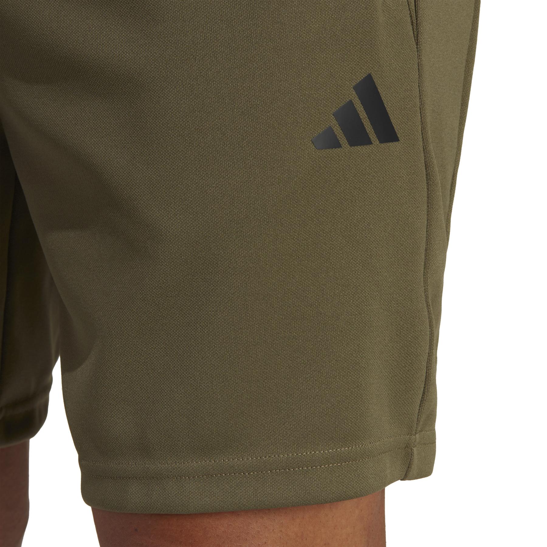 a/d/adidas_ib8163_6_apparel_on_model_detail_view_1_white.jpg