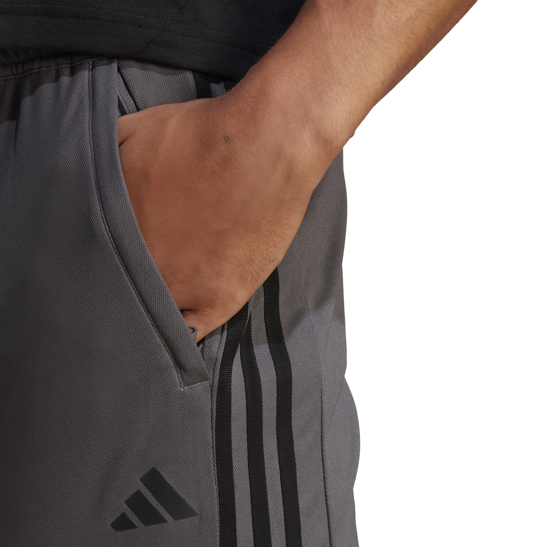 product/a/d/adidas_ib8245_6_apparel_on_model_detail_view_1_white.jpg