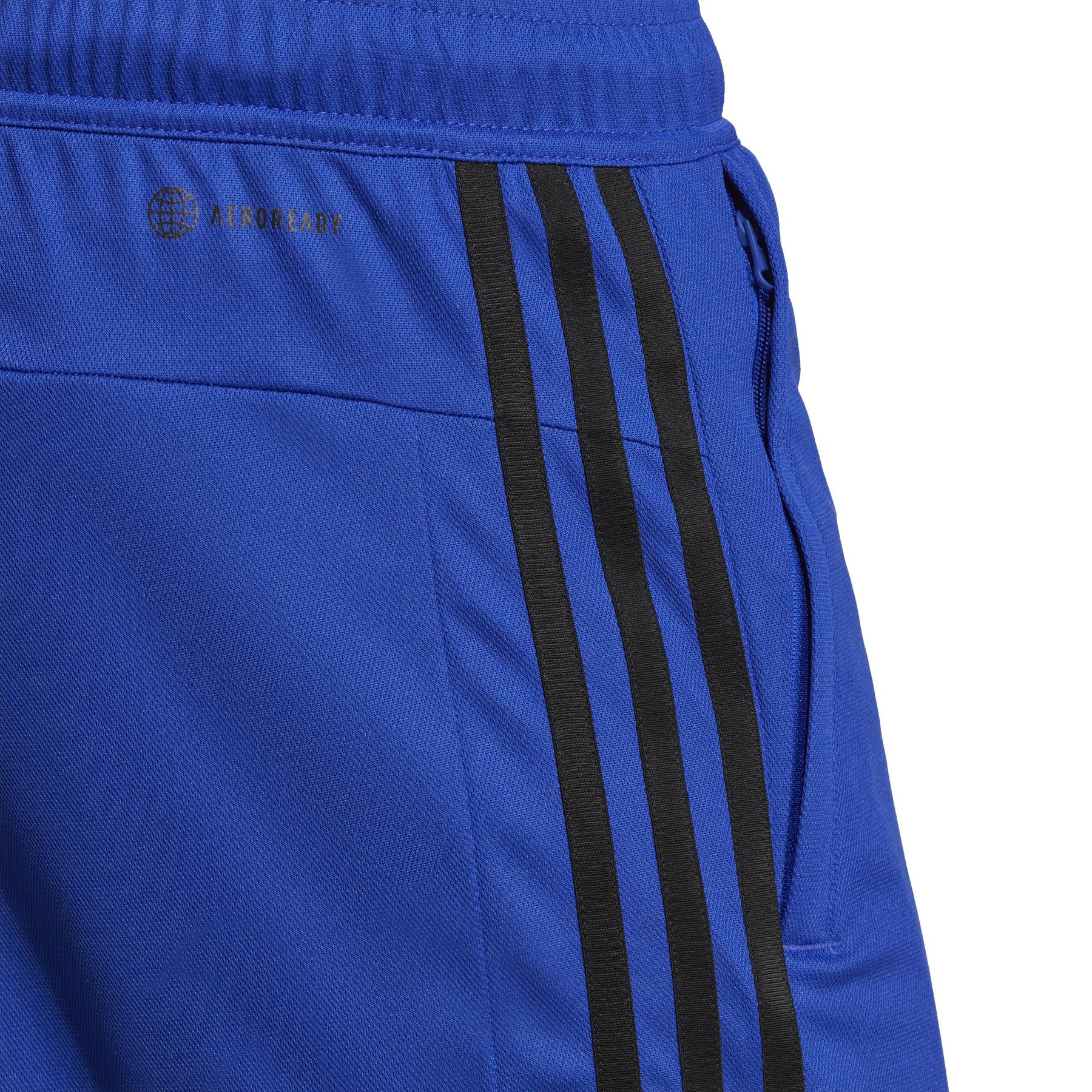a/d/adidas_ib8248_7_apparel_on_model_detail_view_2_white.jpg