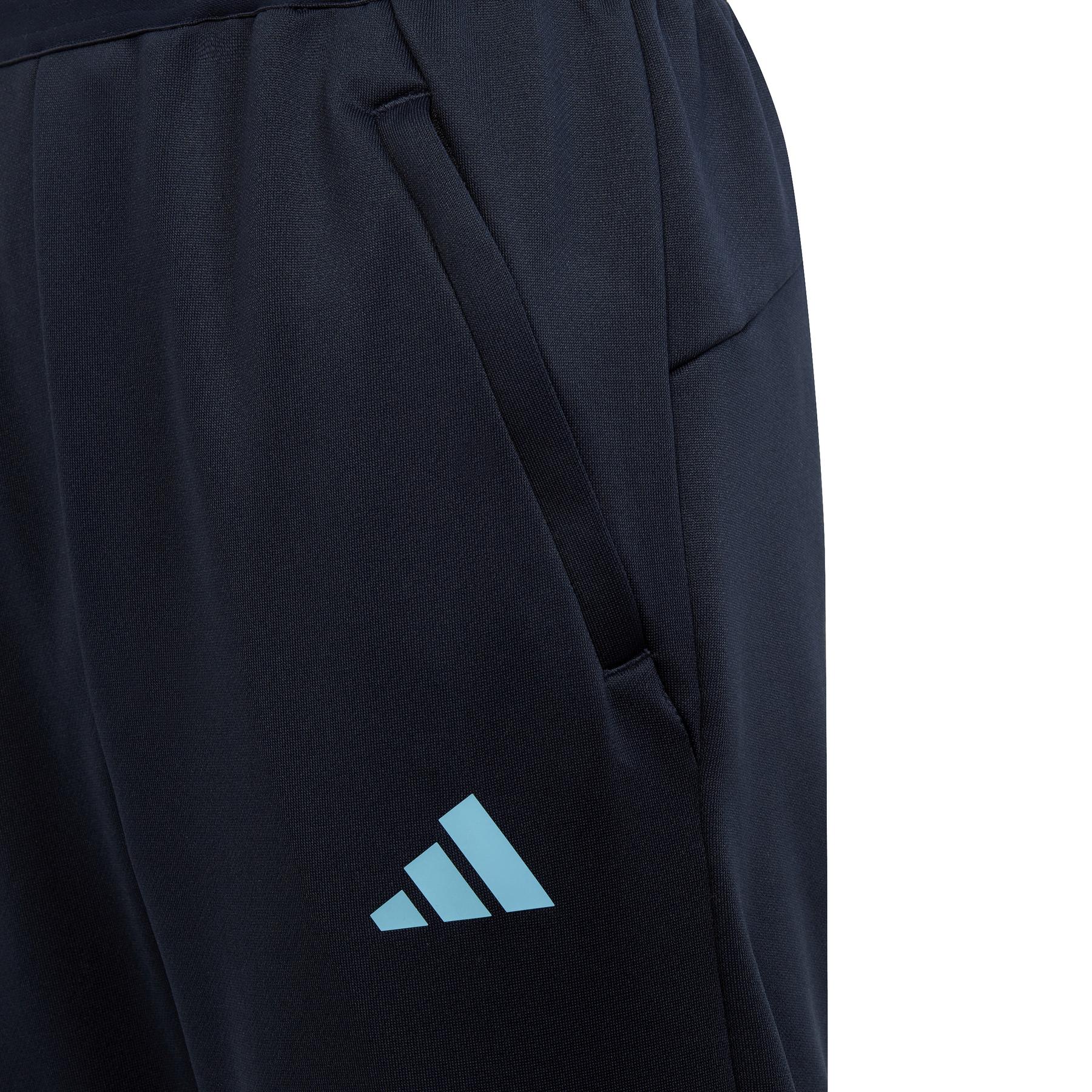 product/a/d/adidas_ib8878_4_apparel_photography_detail_view_1_white.jpg