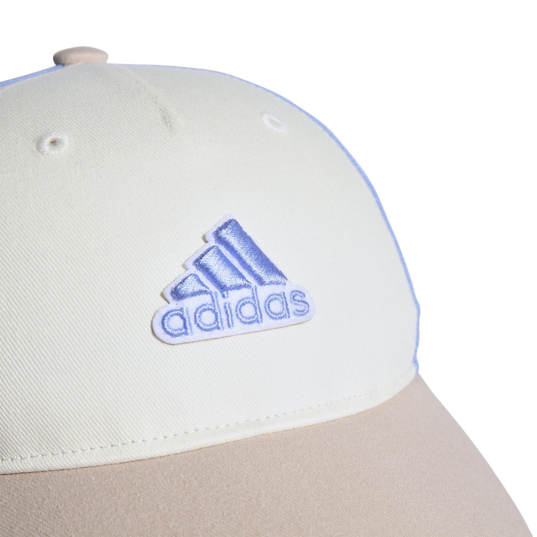 product/a/d/adidas_ic4994_3_hardware_photography_detail_view_1_white.jpg