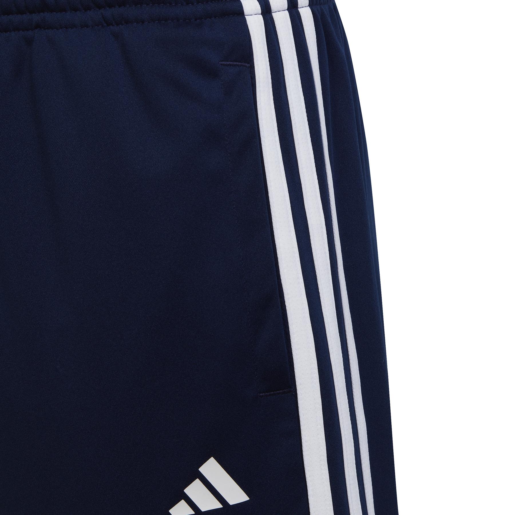 product/a/d/adidas_ic5668_6_apparel_photography_detail_view_3_white.jpg