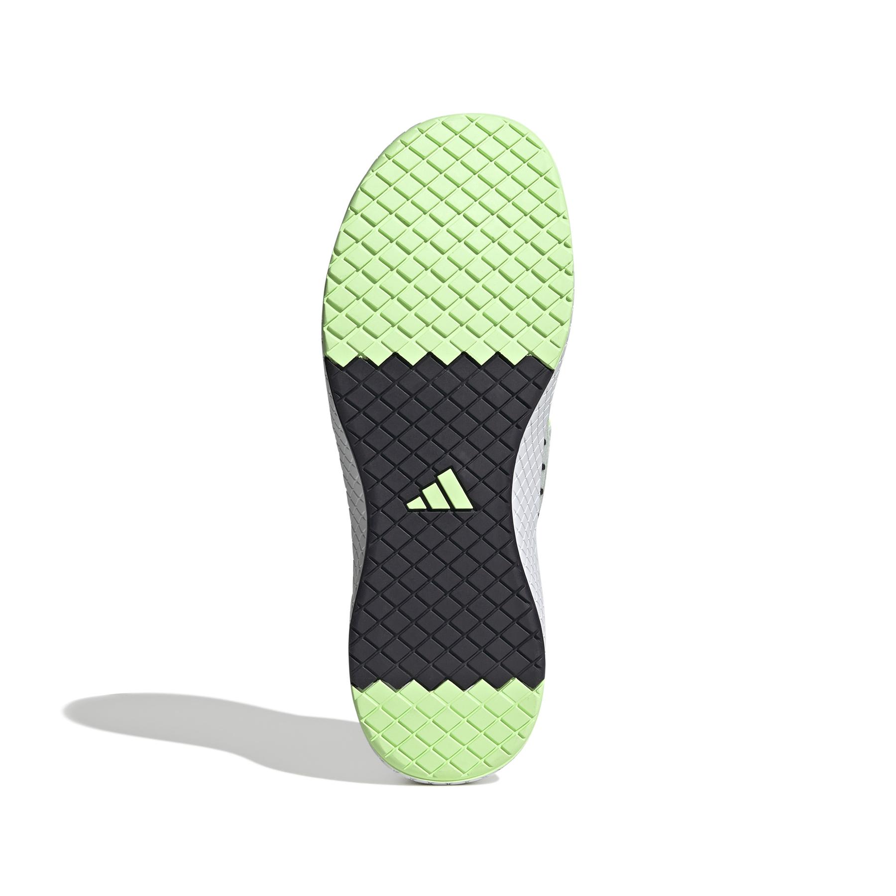 product/a/d/adidas_id0353_4_footwear_photography_bottom_view_white.jpg