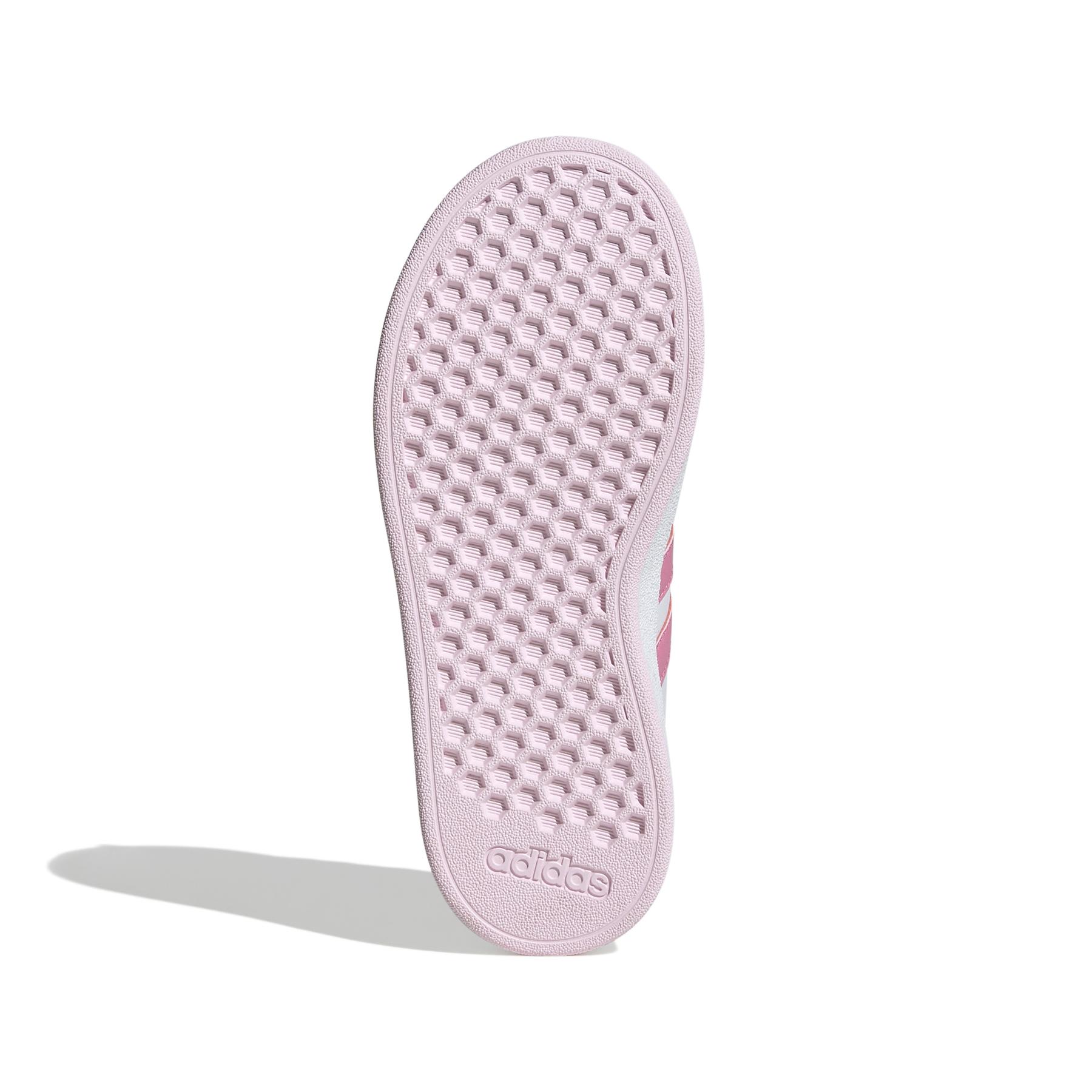 a/d/adidas_id0734_4_footwear_photography_bottom_view_white.jpg