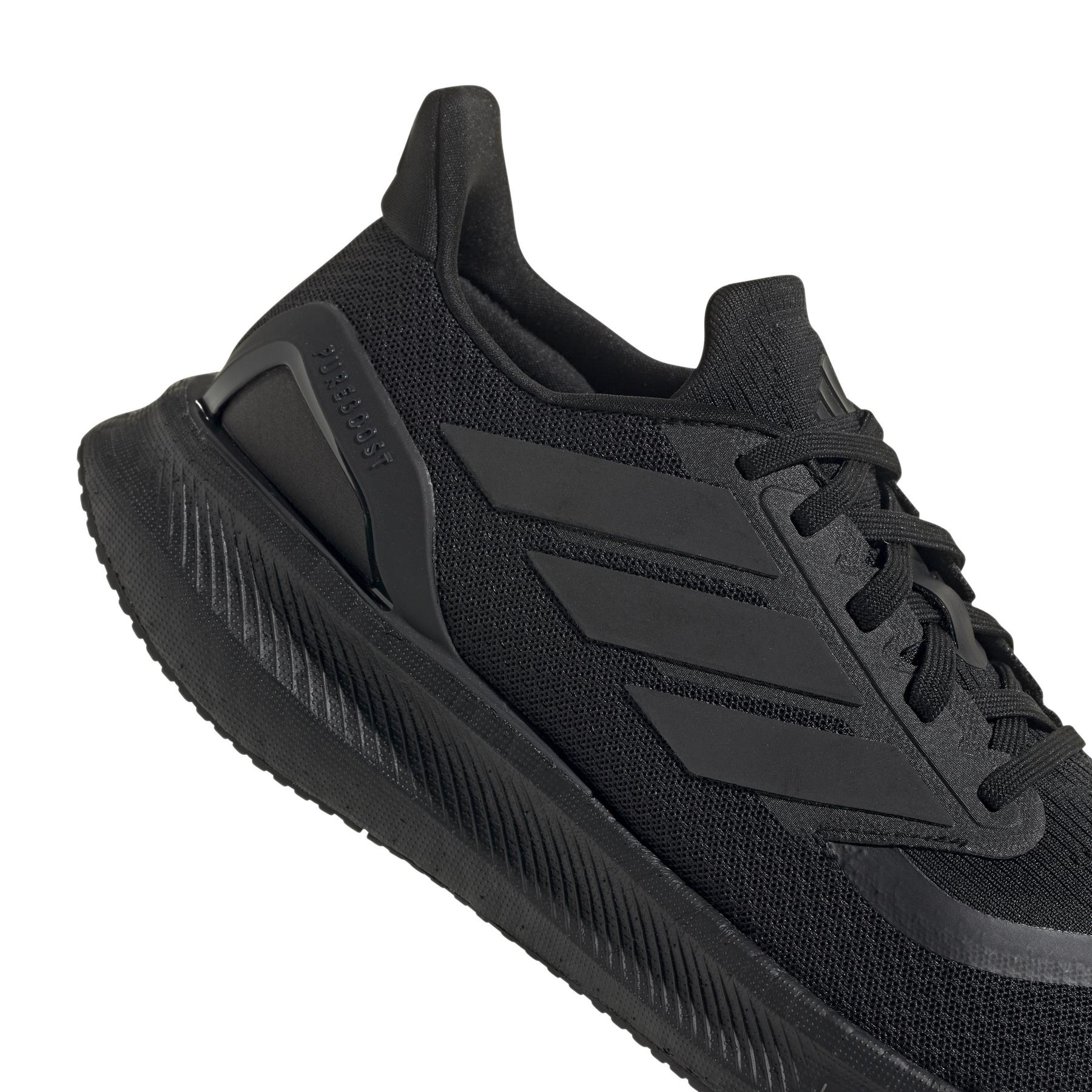 a/d/adidas_id1158_8_footwear_photography_detail_view_1_white.jpg