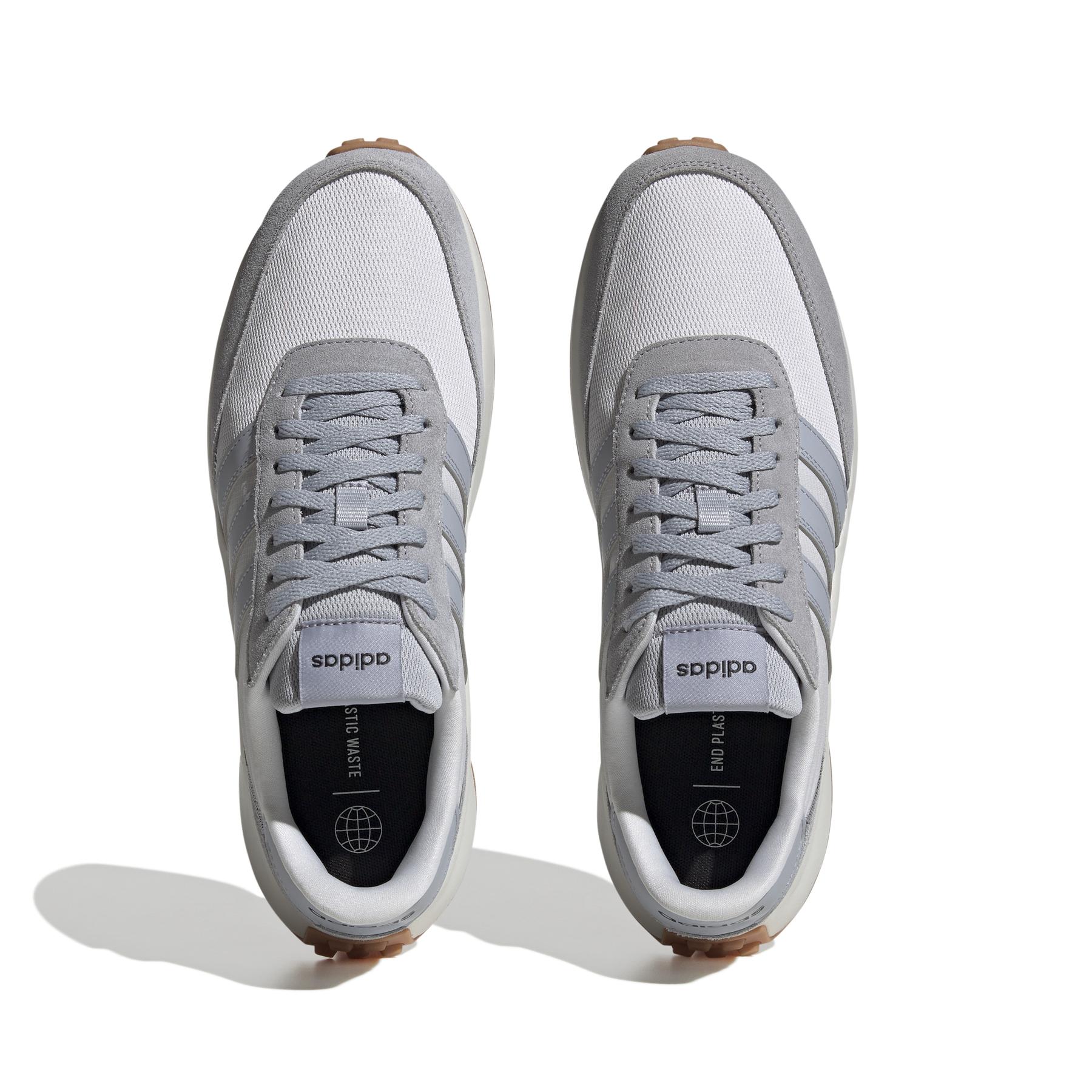 a/d/adidas_id1874_3_footwear_photography_top_portrait_view_white.jpg