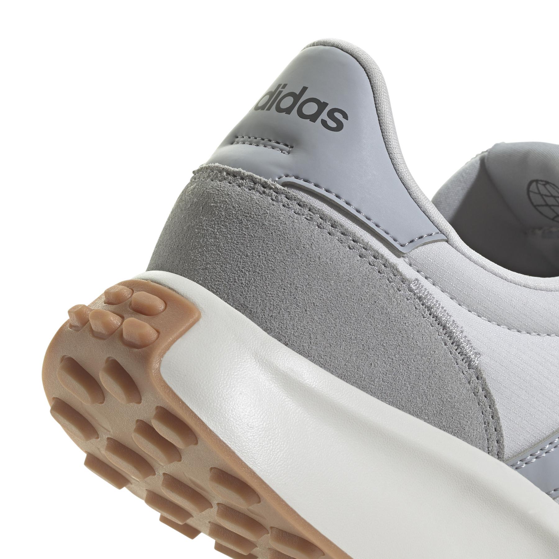 a/d/adidas_id1874_9_footwear_photography_detail_view_2_white.jpg