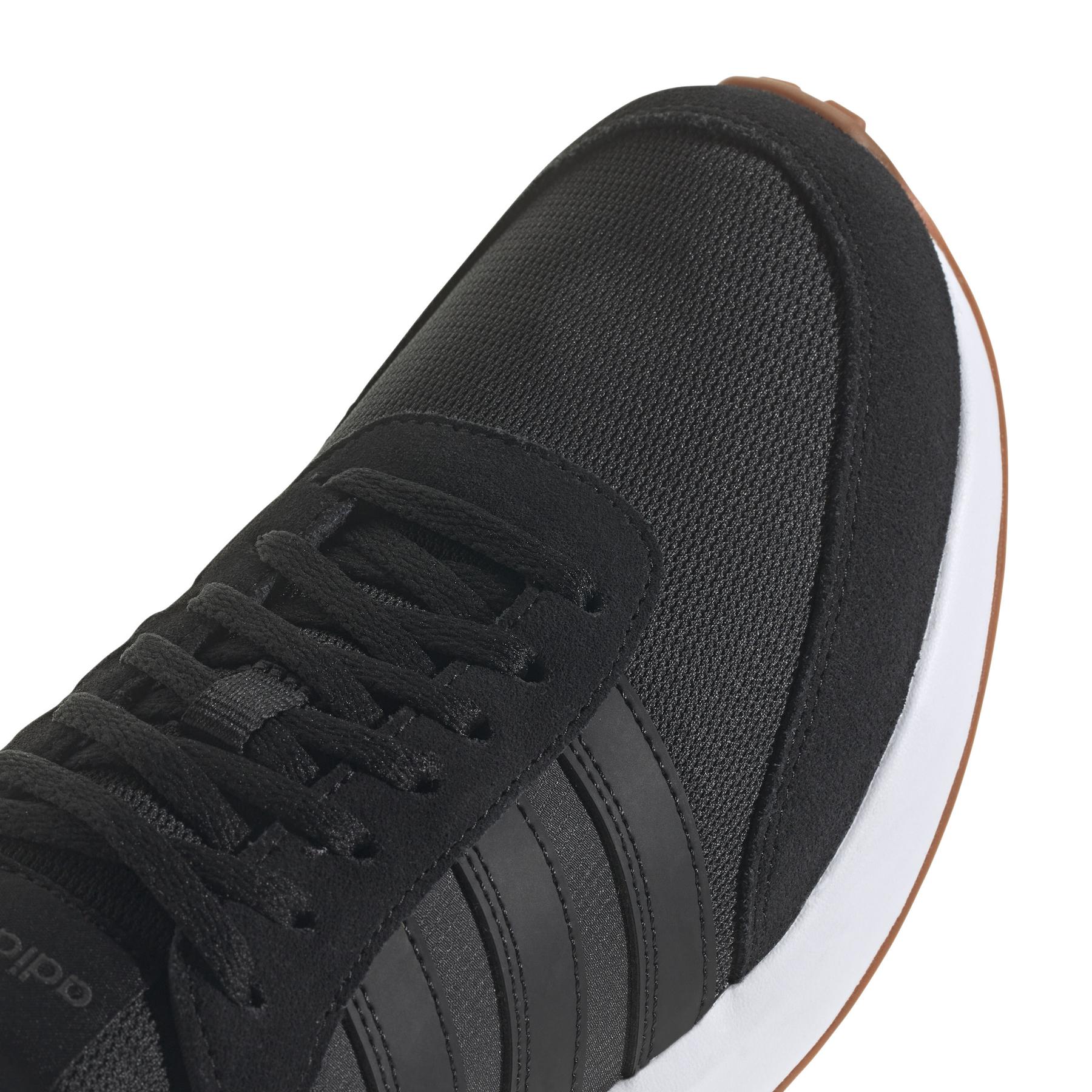 a/d/adidas_id1876_9_footwear_photography_detail_view_2_white.jpg