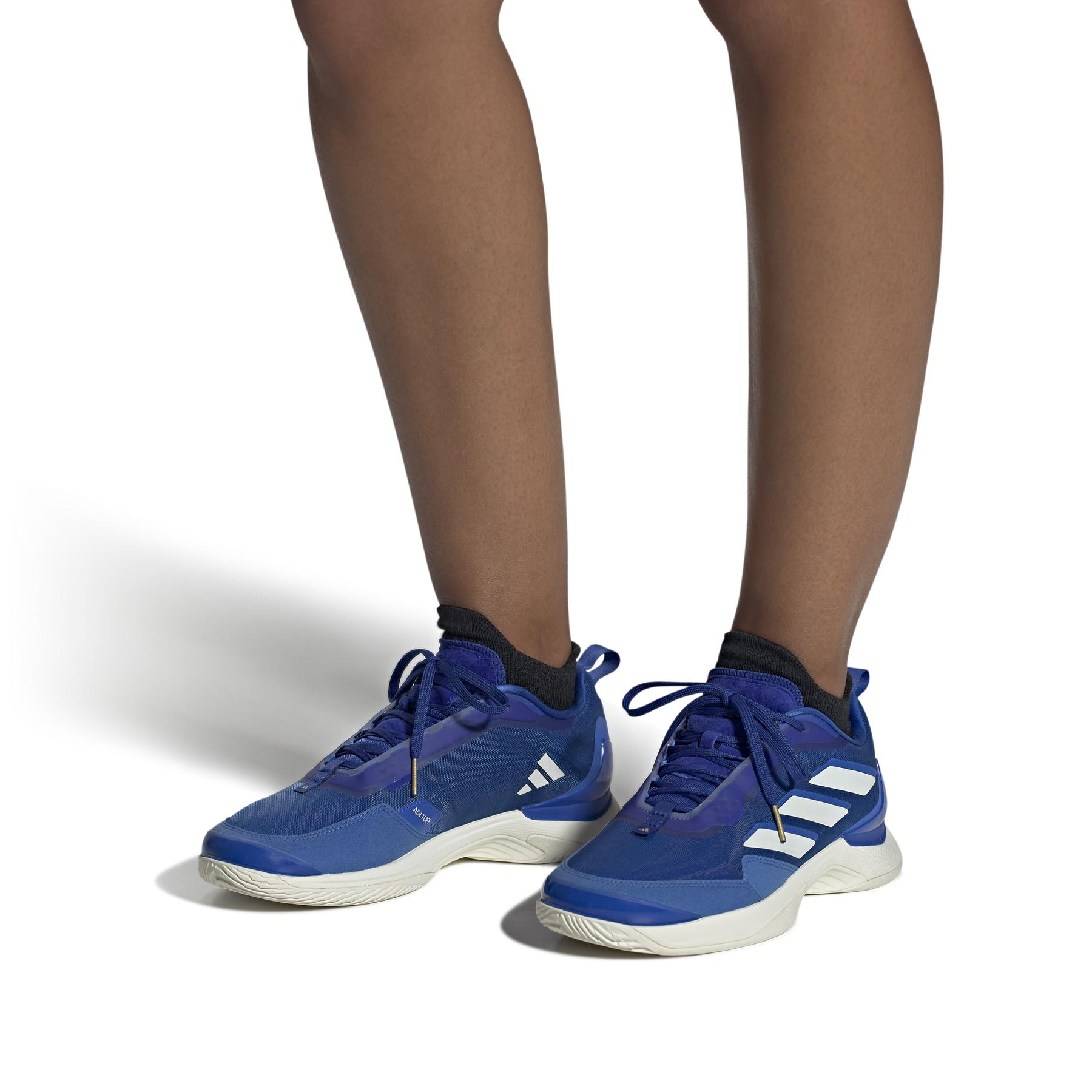 a/d/adidas_id2080_11_footwear_on_model_front_view_white-nw040824x.jpg