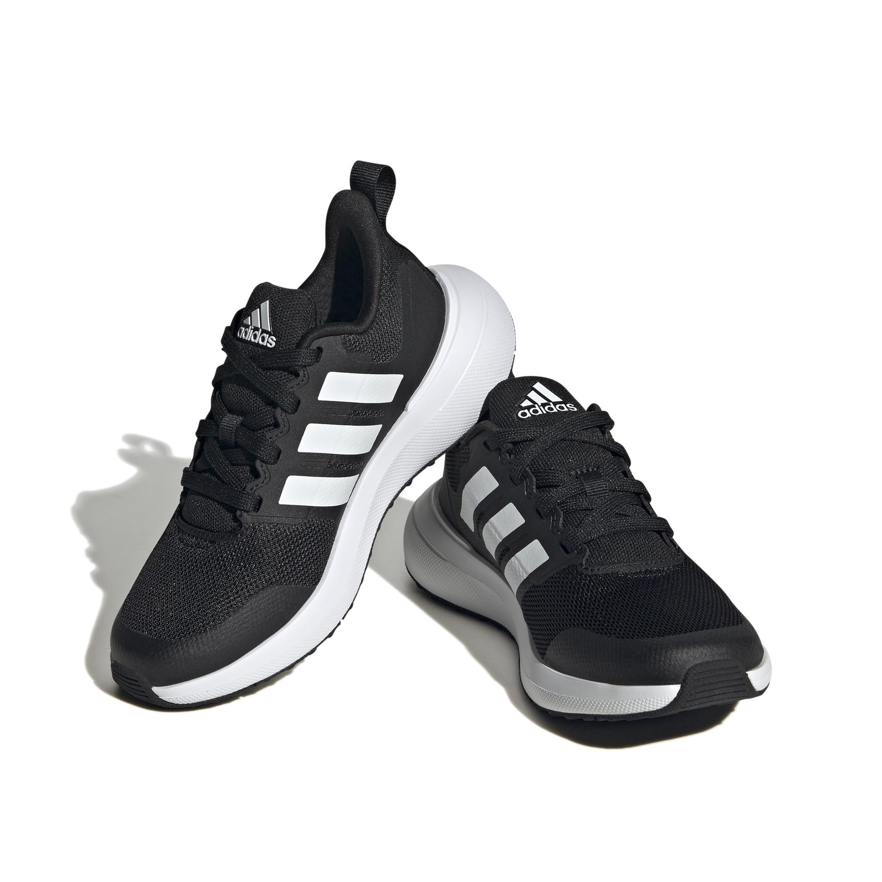 product/a/d/adidas_id2360_6_footwear_photography_front_lateral_top_view_white.jpg