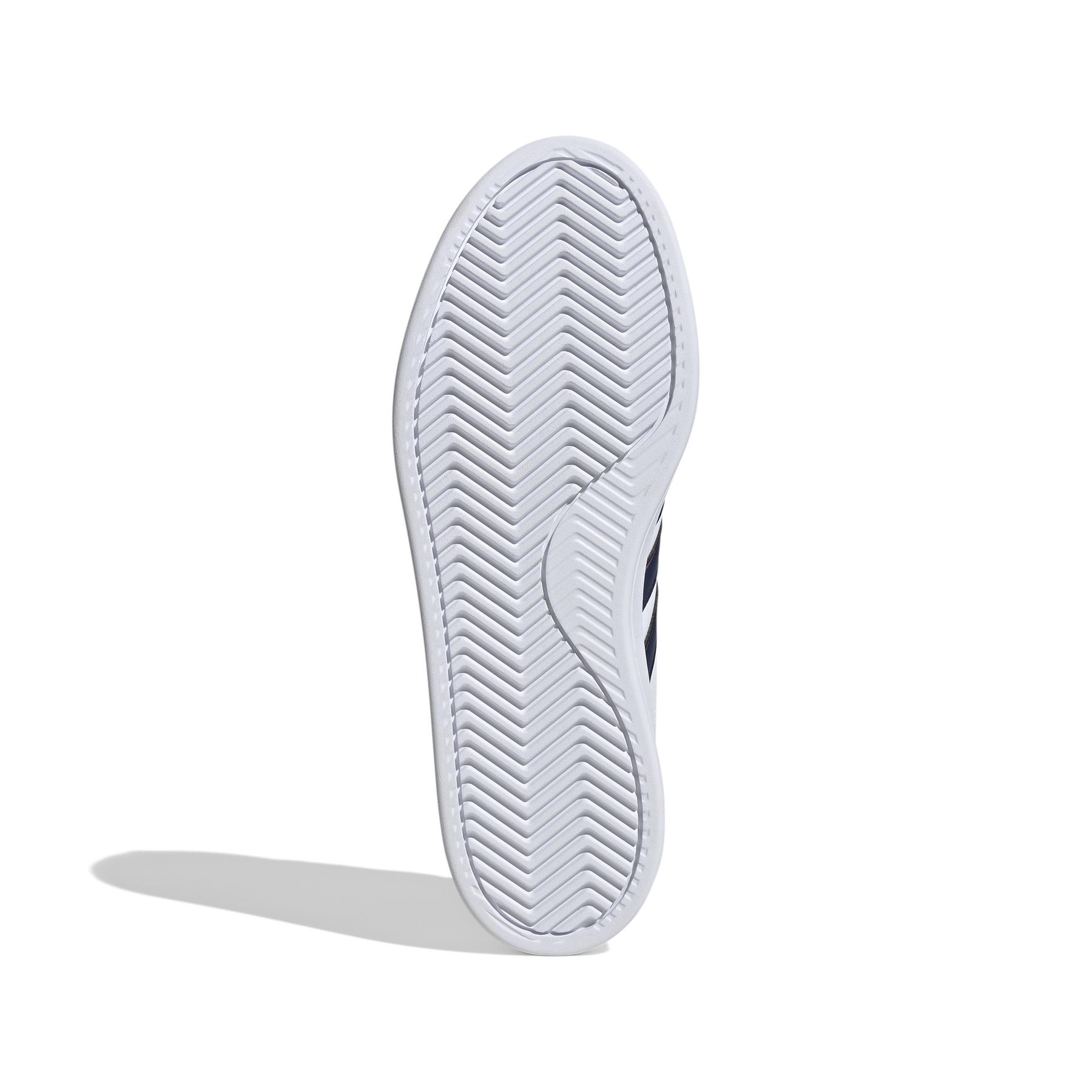 a/d/adidas_id2947_4_footwear_photography_bottom_view_white.jpg