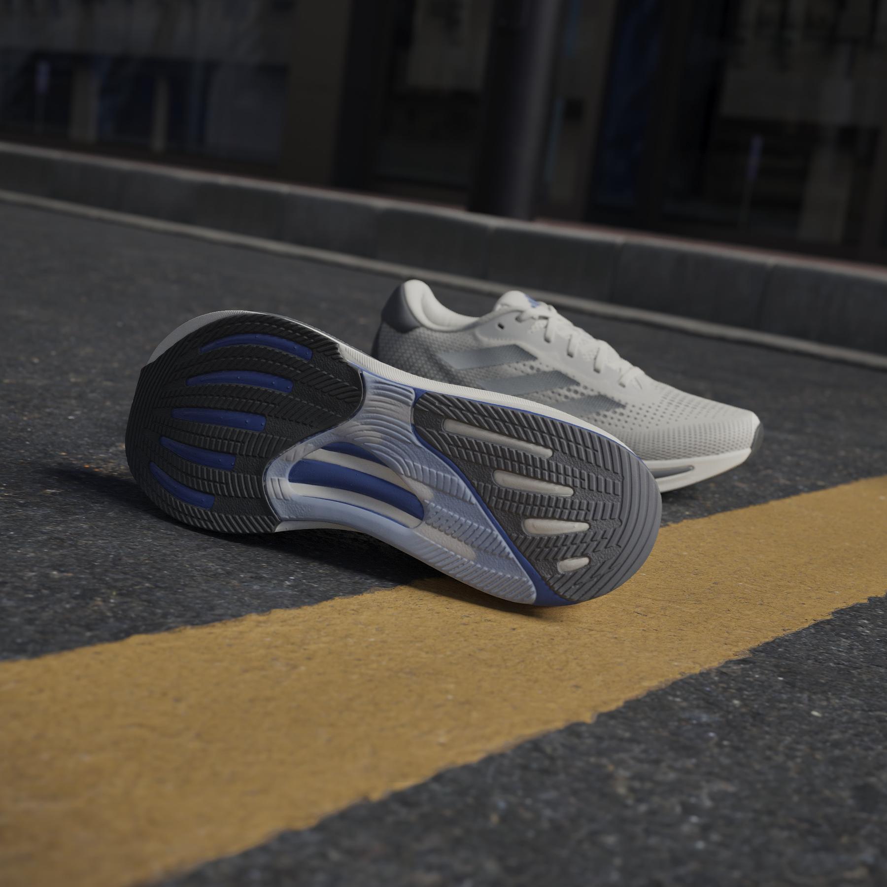 a/d/adidas_id3587_19_footwear_photography_heromrktng_view_4.jpg