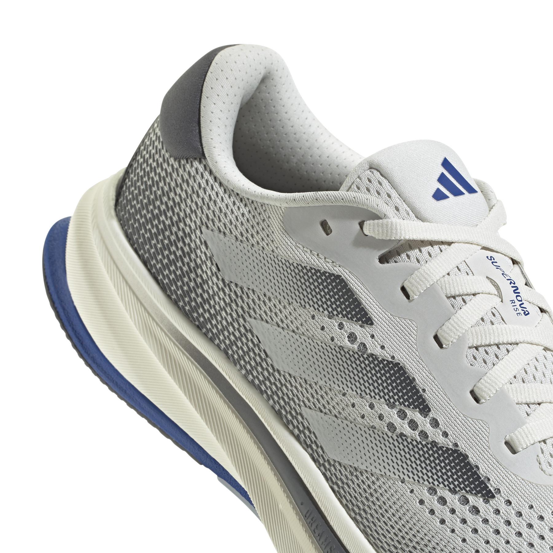 a/d/adidas_id3587_8_footwear_photography_detail_view_1_white.jpg