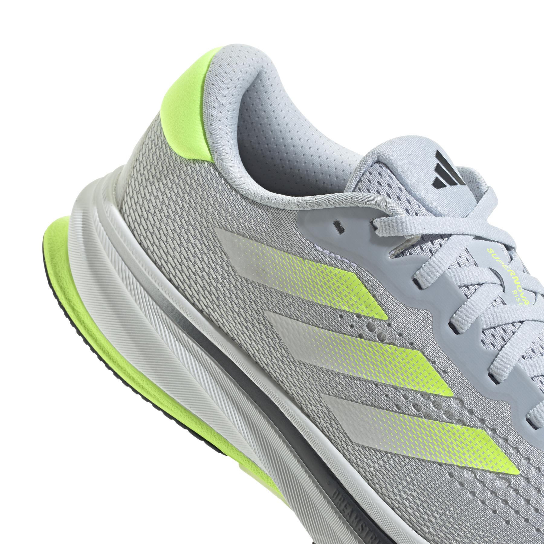 a/d/adidas_id3588_8_footwear_photography_detail_view_1_white.jpg