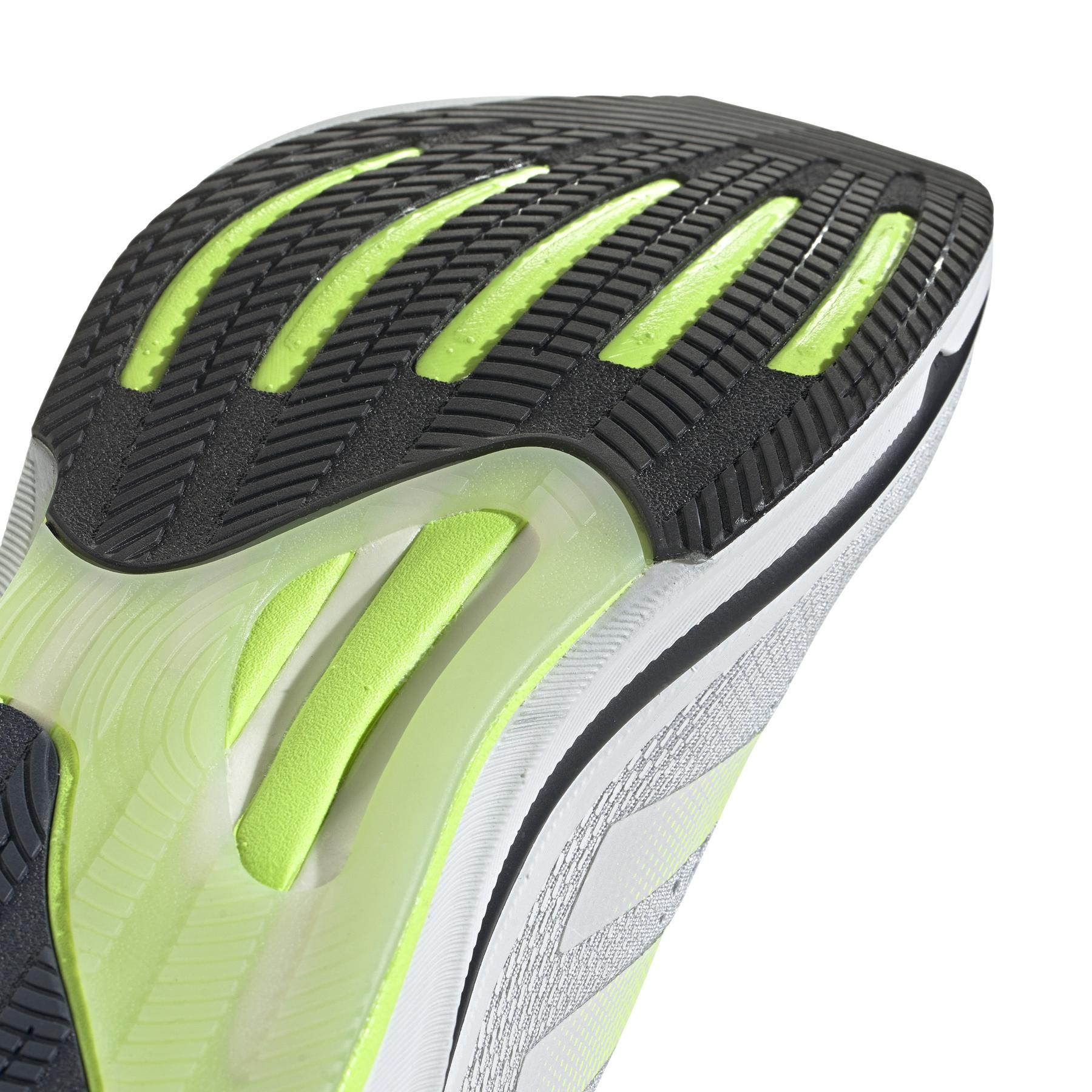 a/d/adidas_id3588_9_footwear_photography_detail_view_2_white.jpg