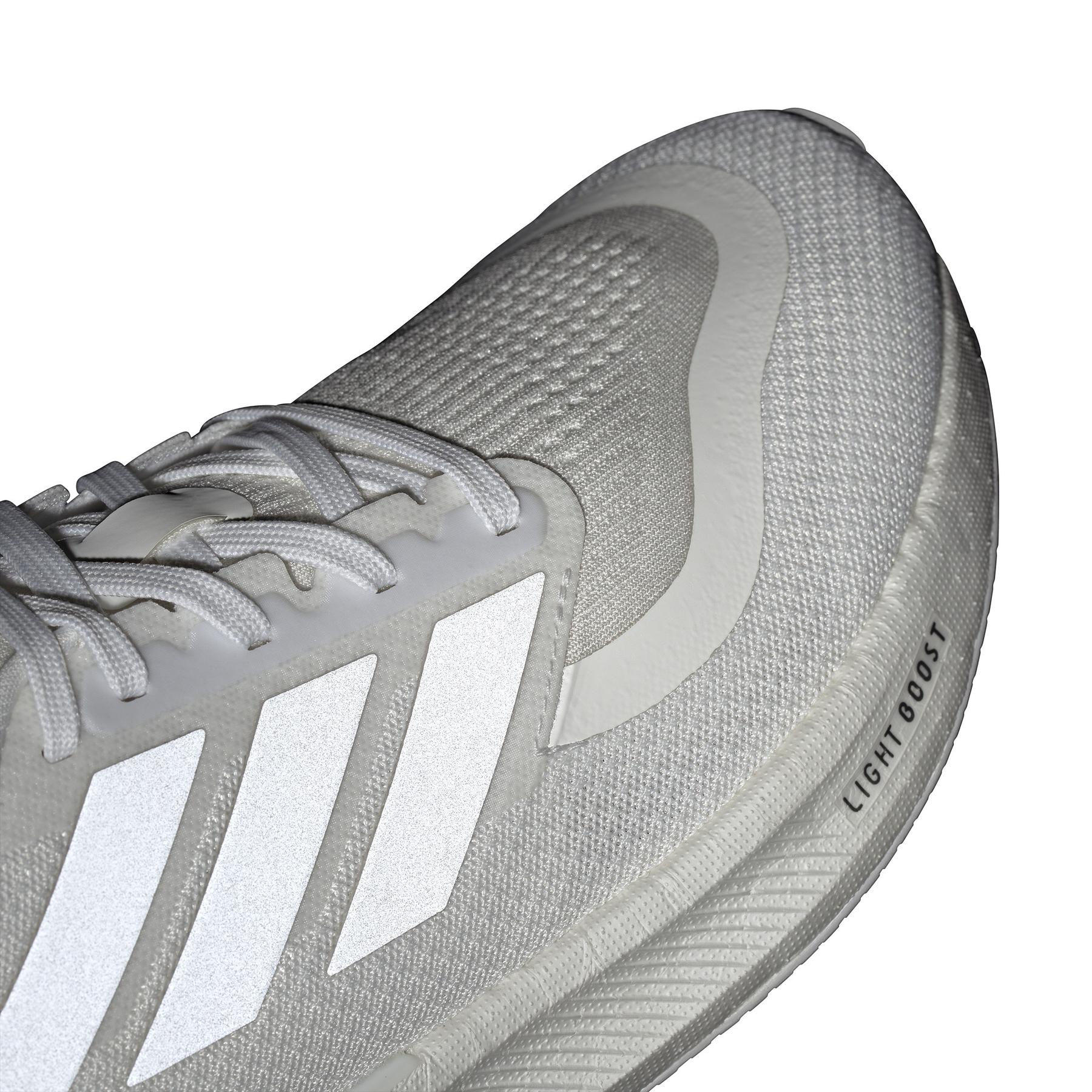 a/d/adidas_id3618_13_footwear_photography_reflective_detail_white.jpg