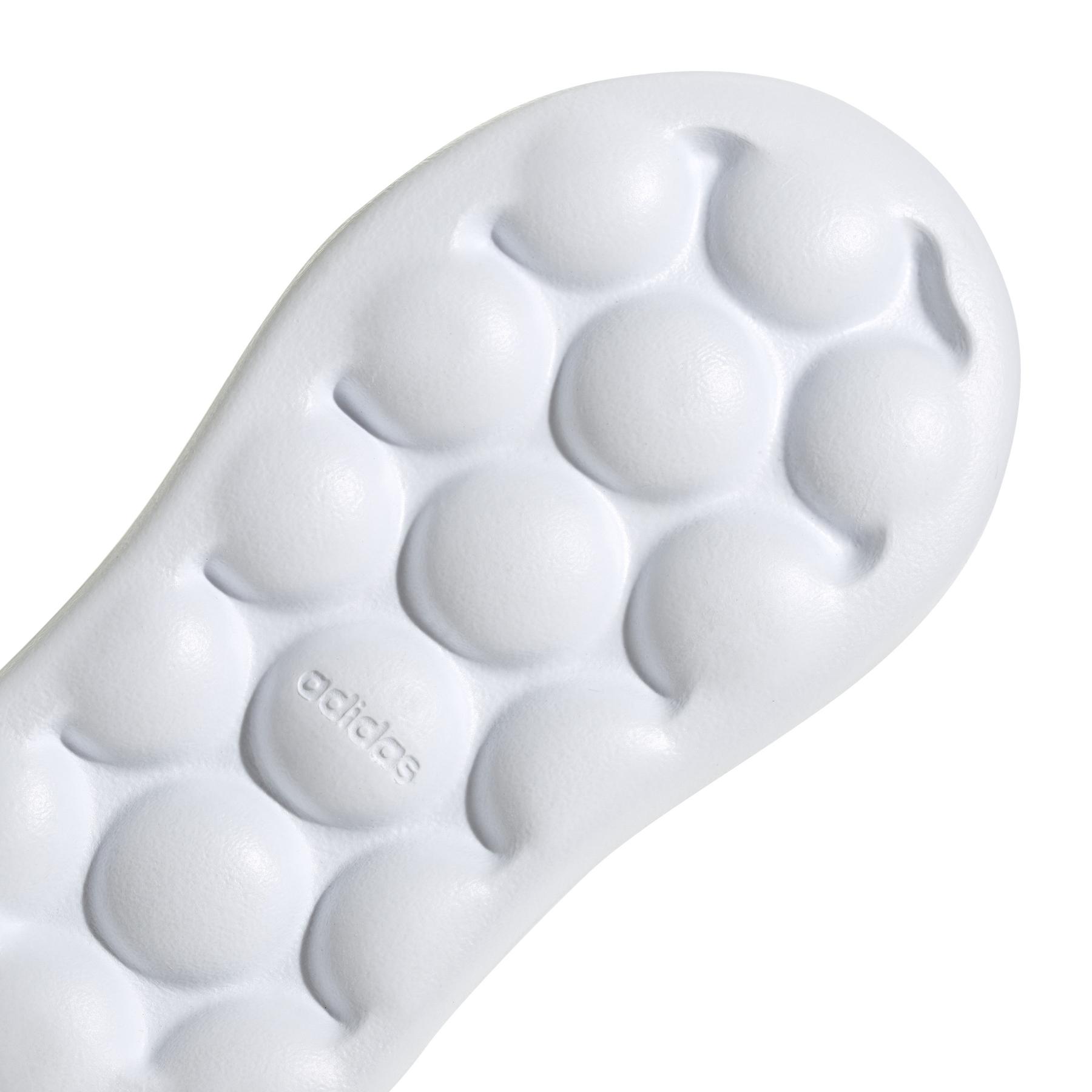 product/a/d/adidas_id5276_8_footwear_photography_detail_view_1_white-nw052424.jpg