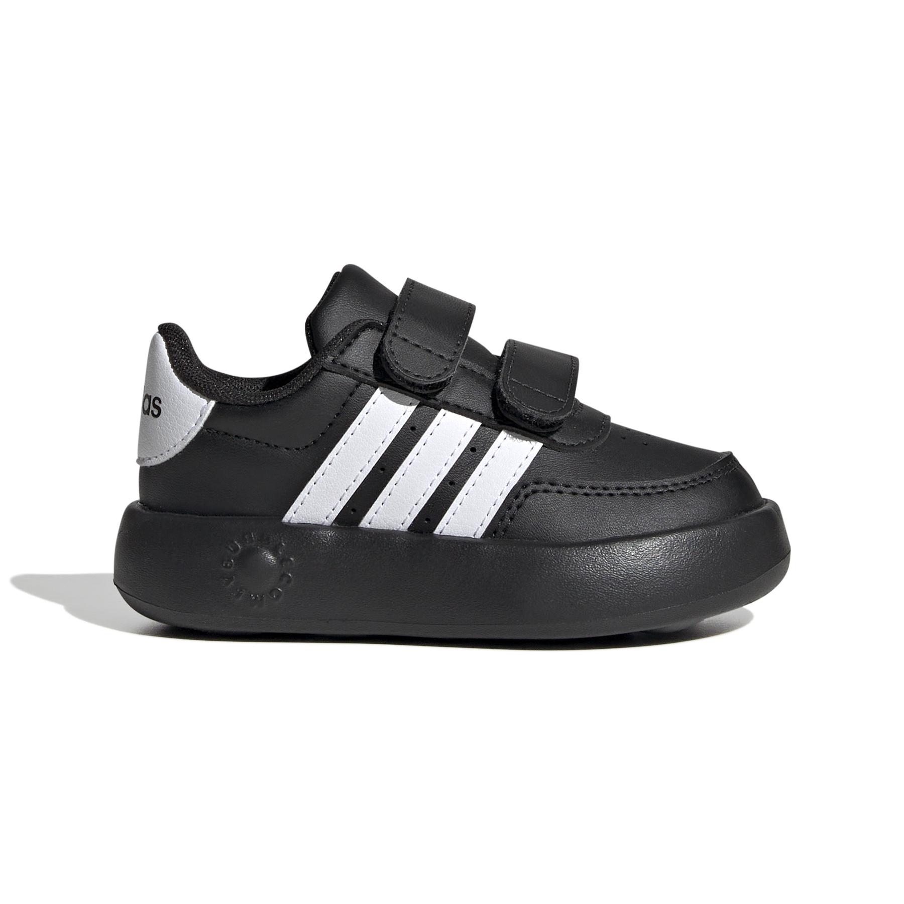 product/a/d/adidas_id5277_1_footwear_photography_side_lateral_center_view_white-nw052424.jpg