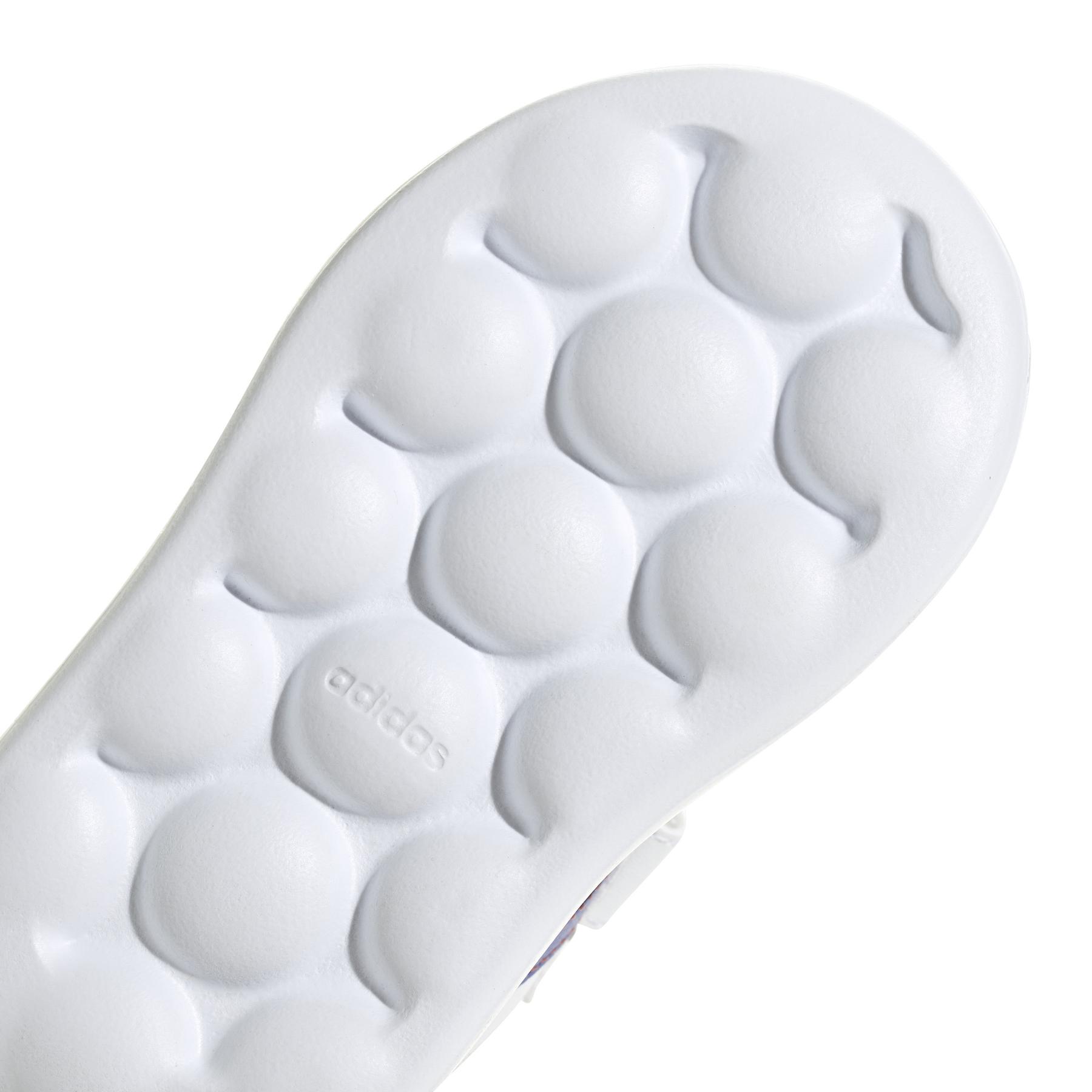 product/a/d/adidas_id5278_8_footwear_photography_detail_view_1_white-nw052424.jpg