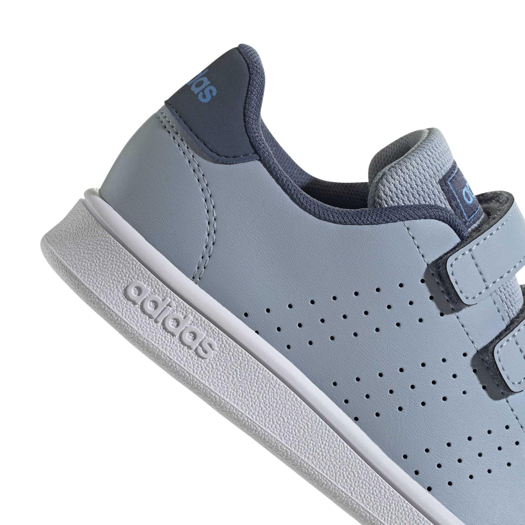 product/a/d/adidas_id5292_9_footwear_photography_detail_view_2_white-nw091625.jpg