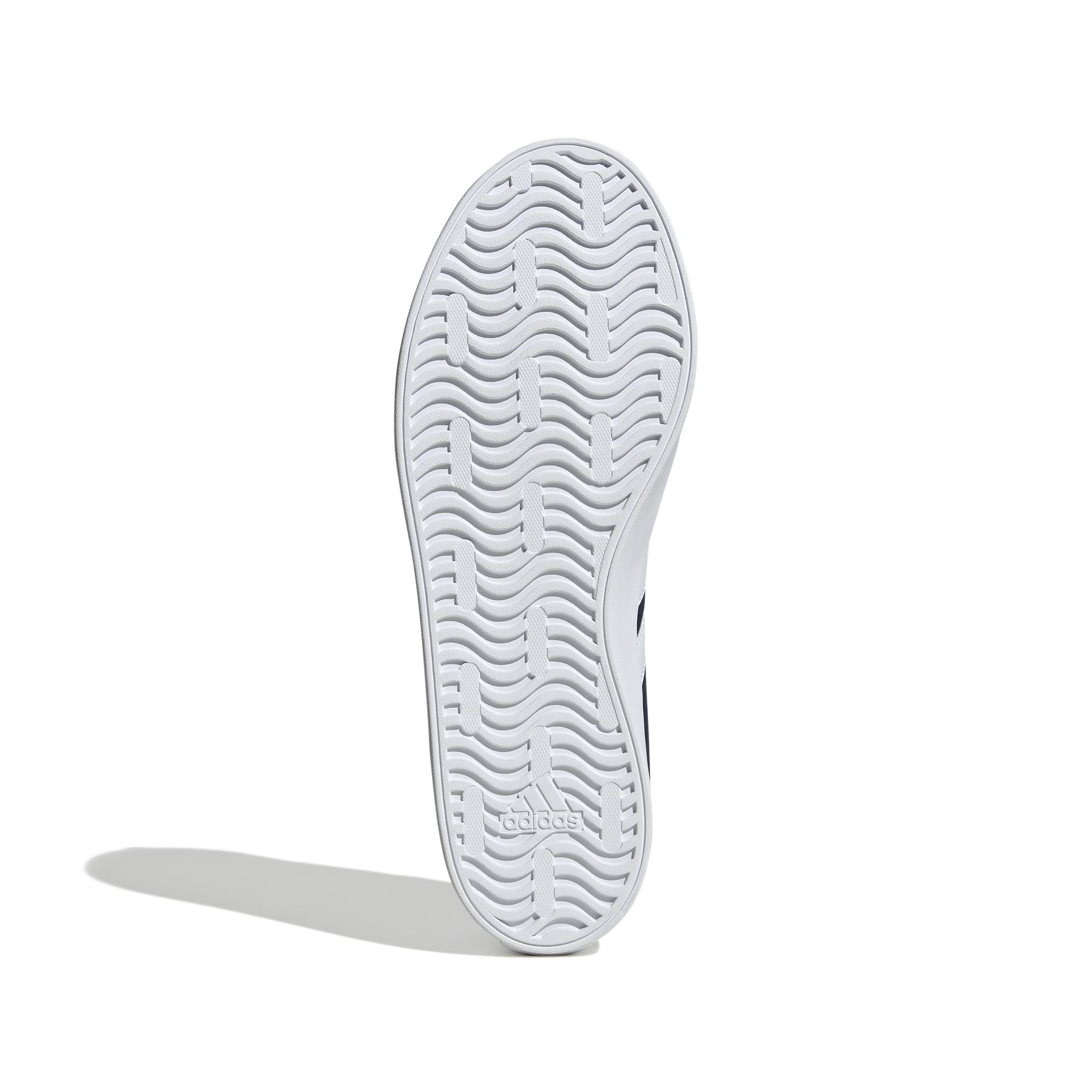 a/d/adidas_id6275_4_footwear_photography_bottom_view_white.jpg