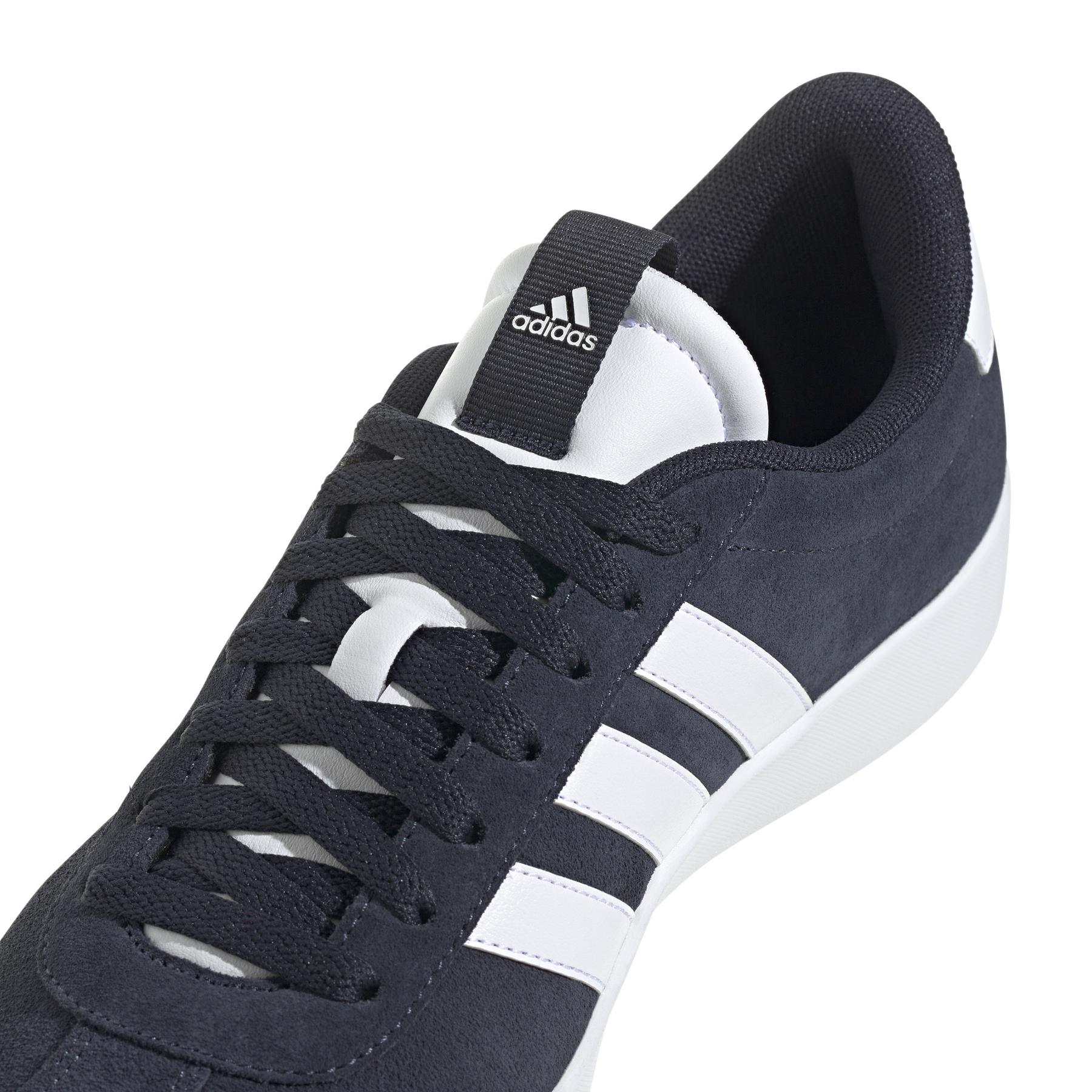 a/d/adidas_id6275_8_footwear_photography_detail_view_1_white.jpg