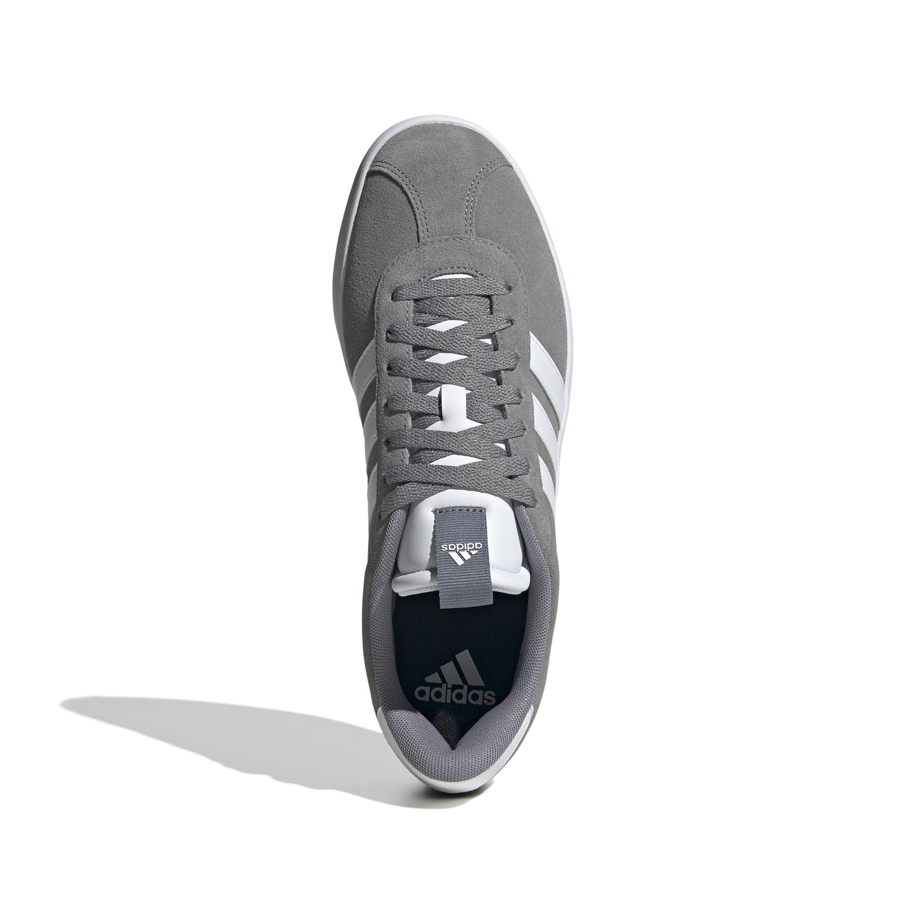 a/d/adidas_id6276_3_footwear_photography_top_portrait_view_white.jpg