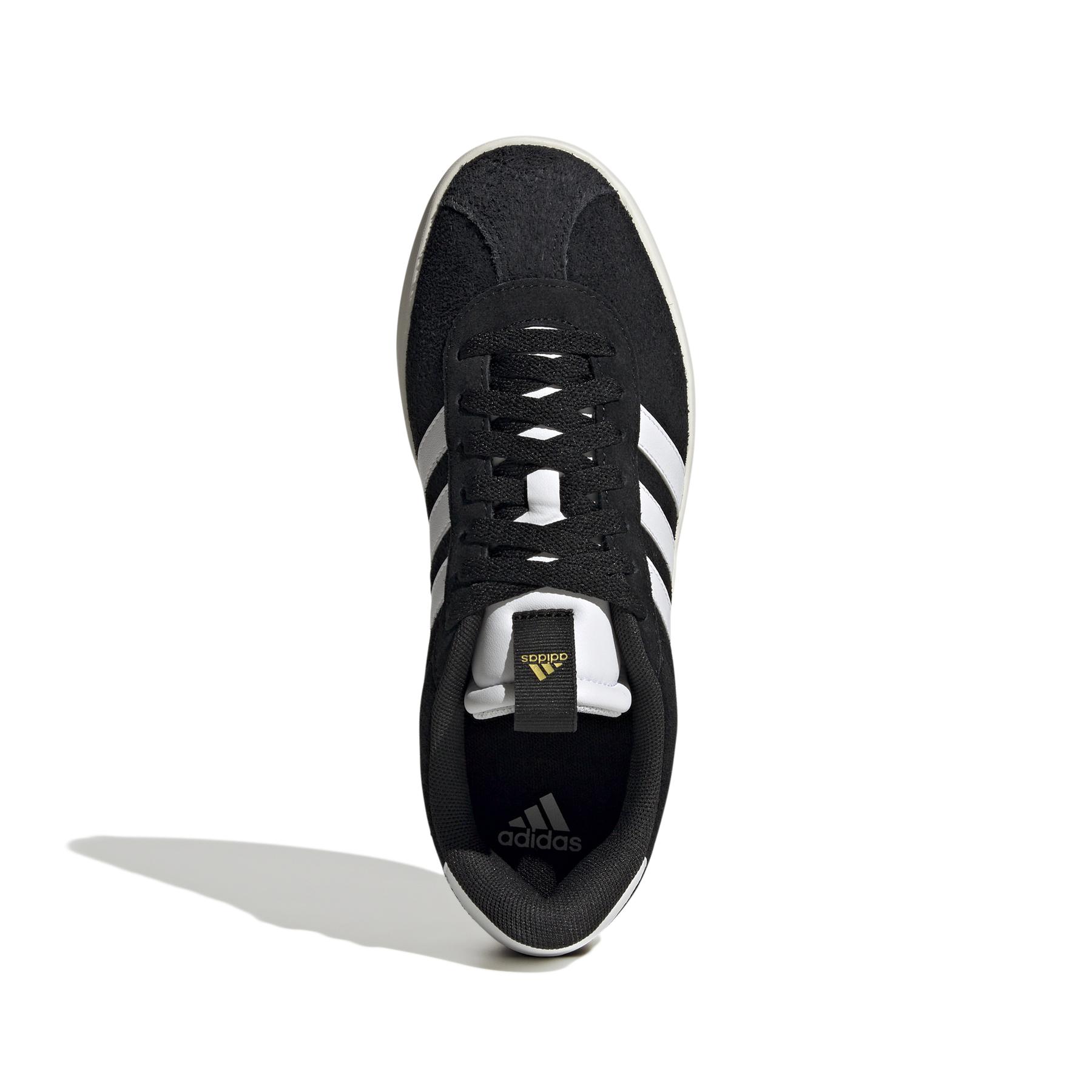 a/d/adidas_id6279_3_footwear_photography_top_portrait_view_white.jpg