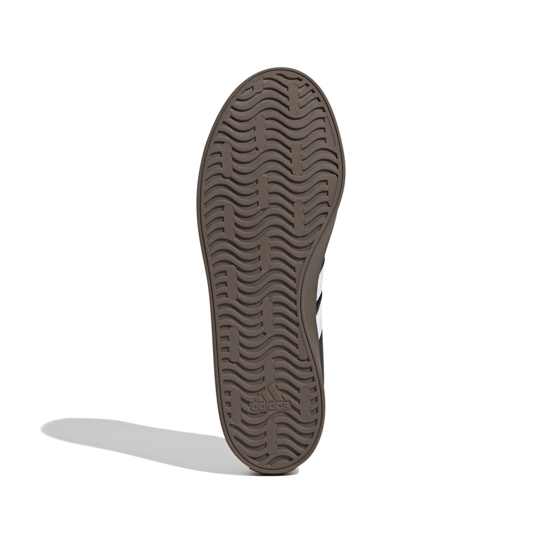 a/d/adidas_id6286_4_footwear_photography_bottom_view_white.jpg