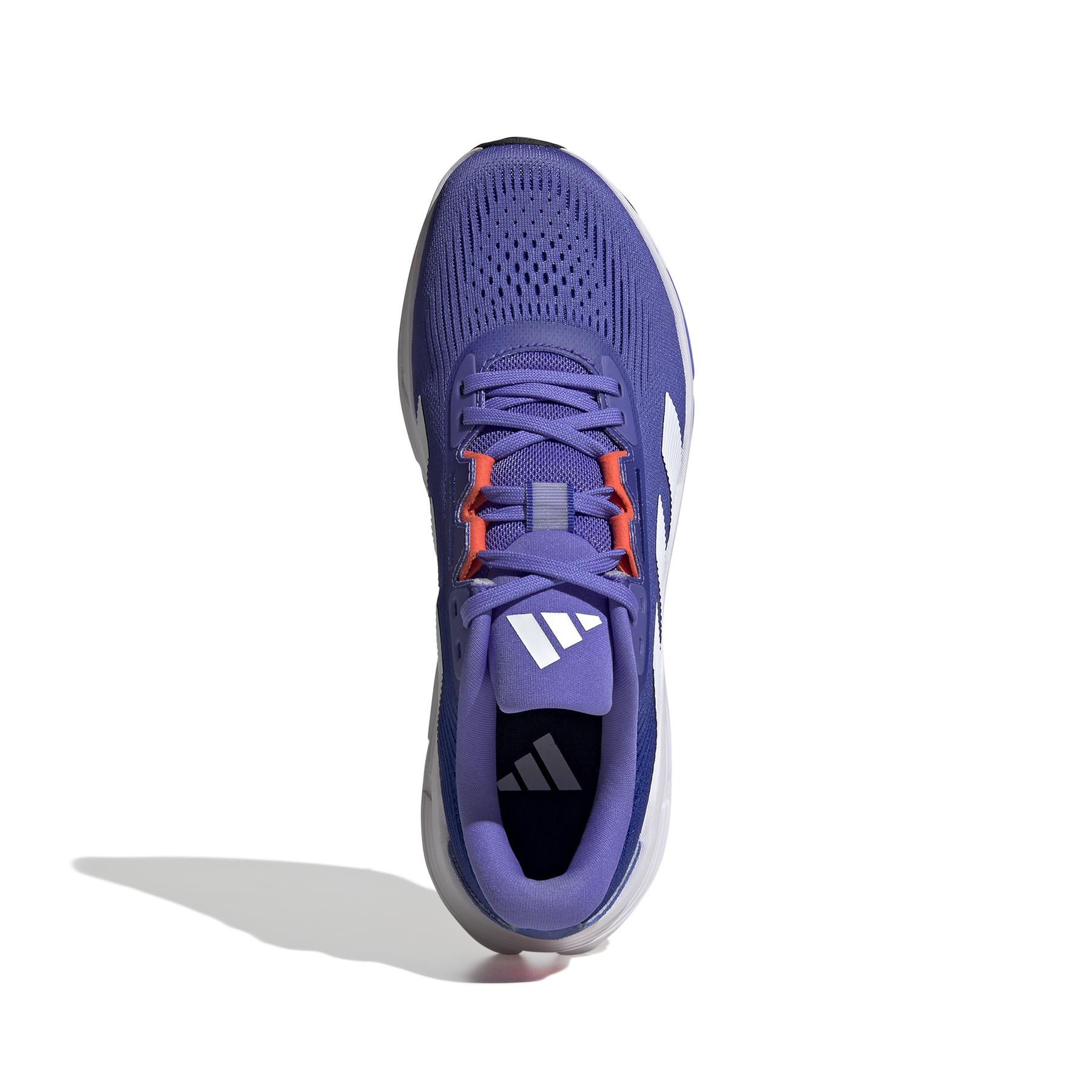 product/a/d/adidas_id6317_3_footwear_photography_top_portrait_view_white.jpg