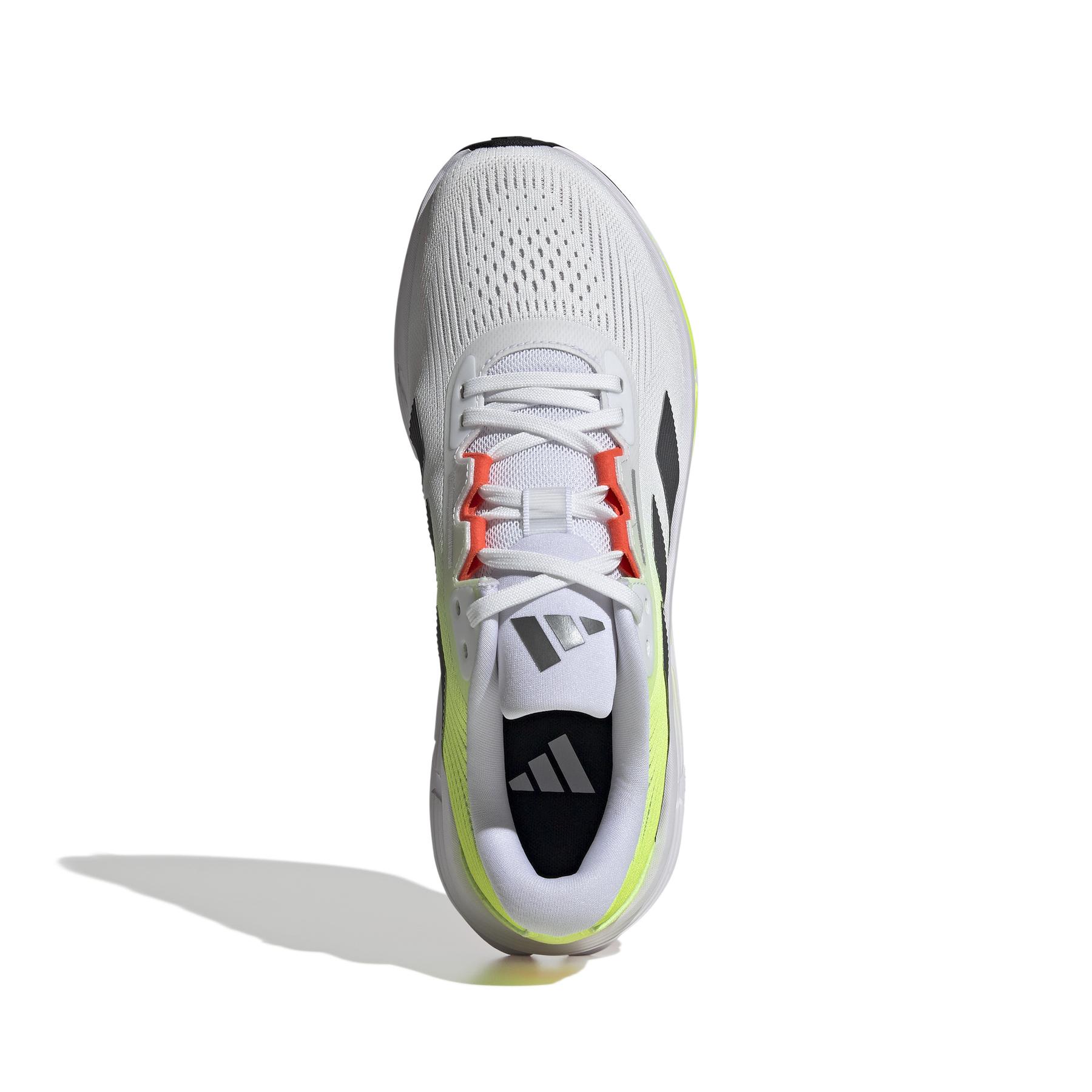 product/a/d/adidas_id6319_3_footwear_photography_top_portrait_view_white.jpg