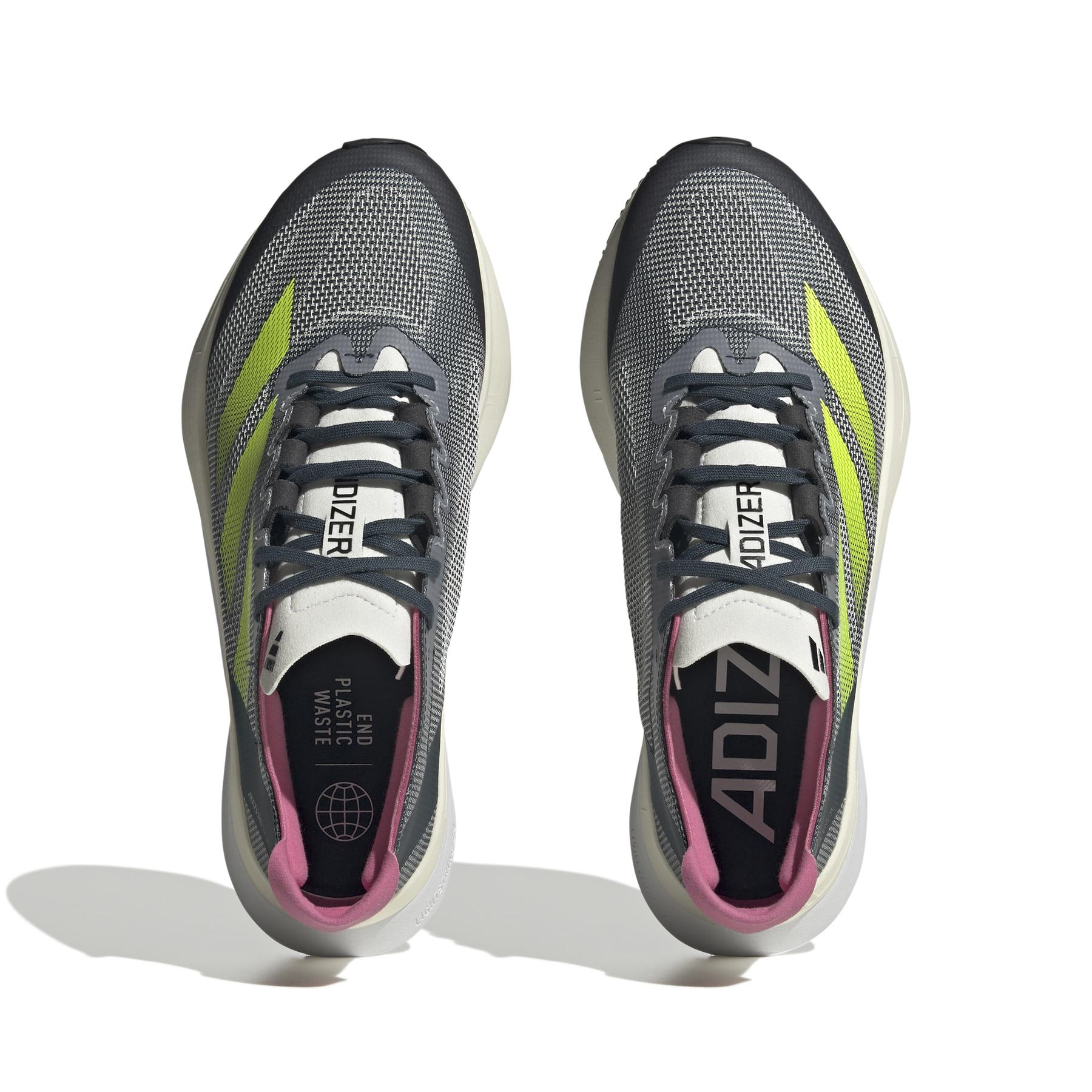 a/d/adidas_id6898_3_footwear_photography_top_portrait_view_white.jpg