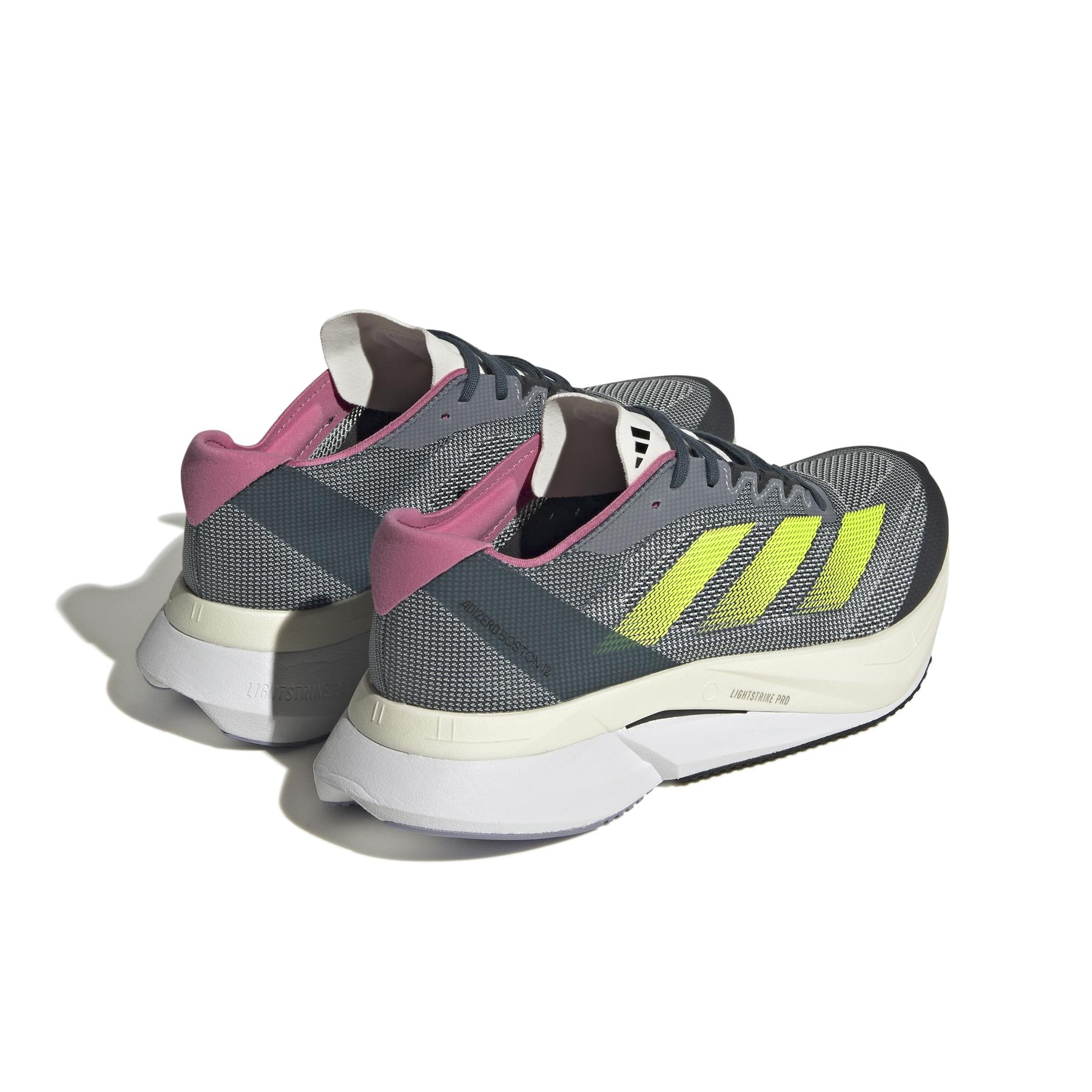 a/d/adidas_id6898_7_footwear_photography_back_lateral_top_view_white.jpg