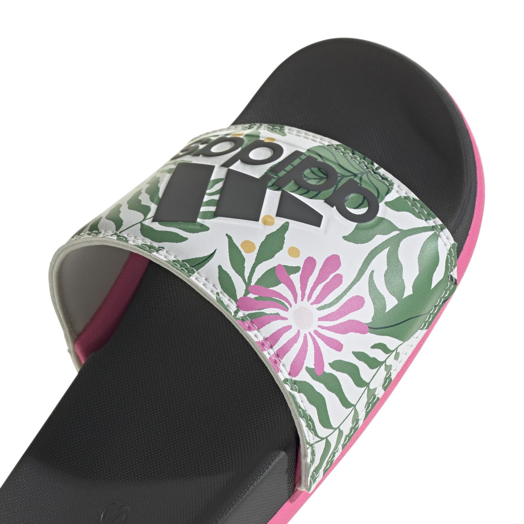 product/a/d/adidas_id8501_8_footwear_photography_detail_view_1_white.jpg