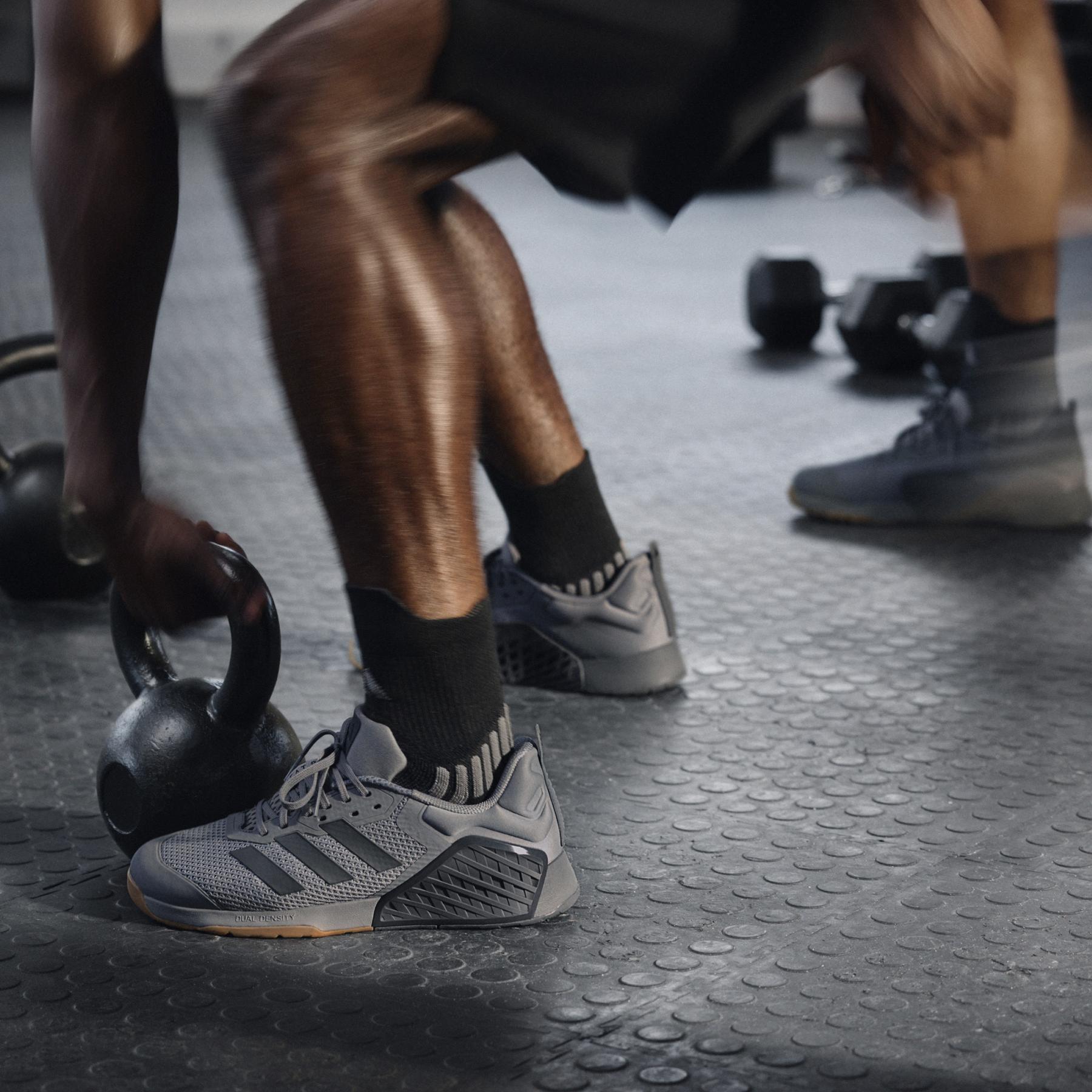 product/a/d/adidas_id8627_15_footwear_photography_heromrktng_view_2.jpg