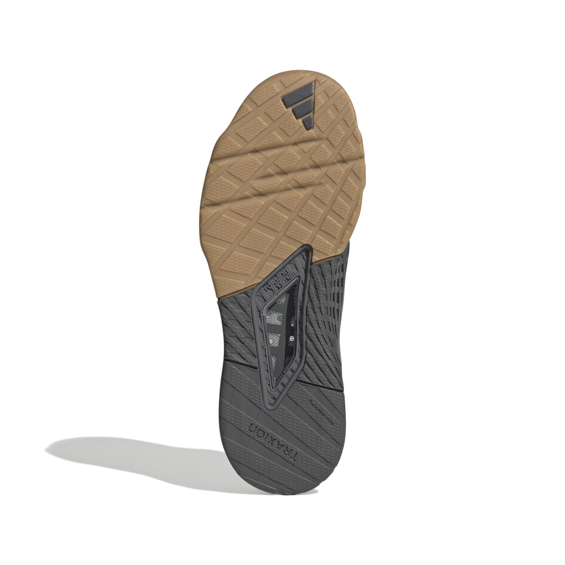 product/a/d/adidas_id8627_4_footwear_photography_bottom_view_white.jpg