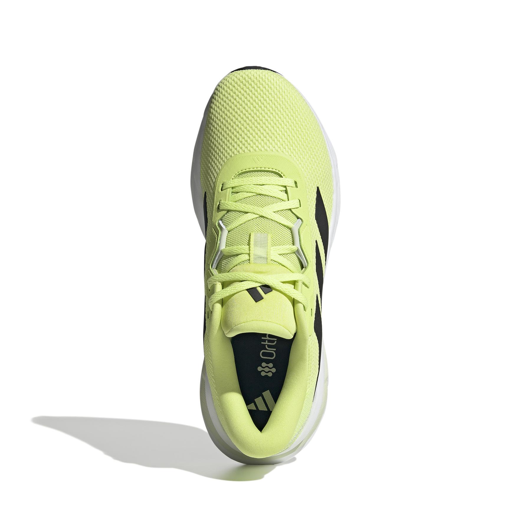 a/d/adidas_id8750_3_footwear_photography_top_portrait_view_white.jpg