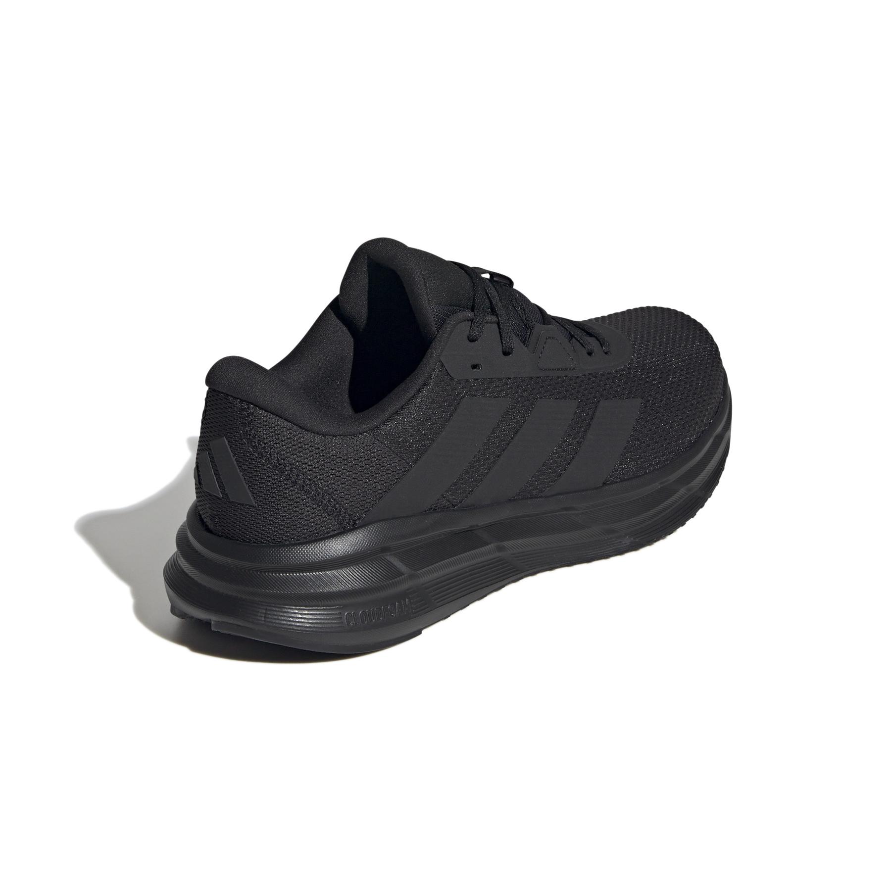 a/d/adidas_id8757_7_footwear_photography_back_lateral_top_view_white.jpg
