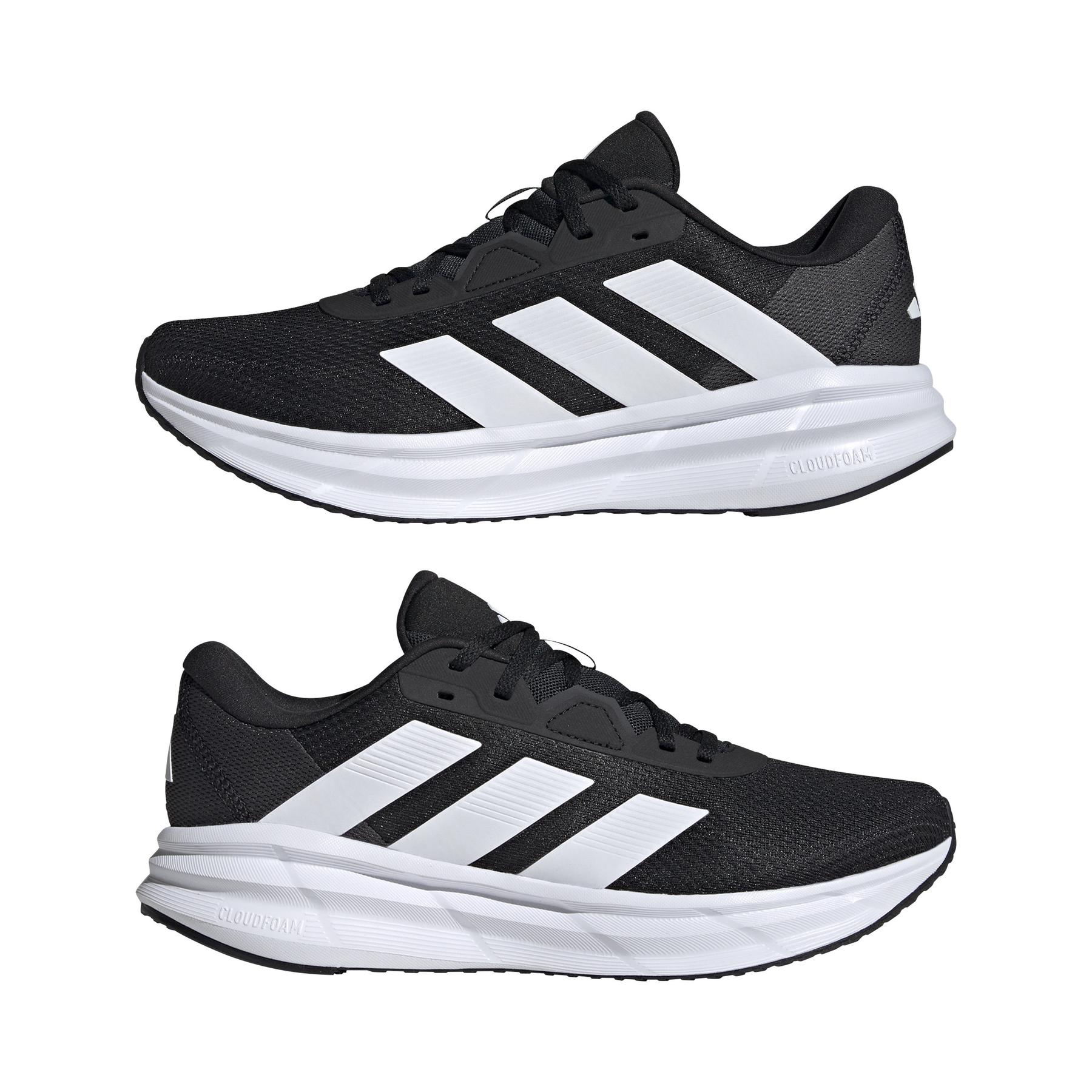 a/d/adidas_id8760_10_footwear_photography_mirrored_pair_view_white.jpg