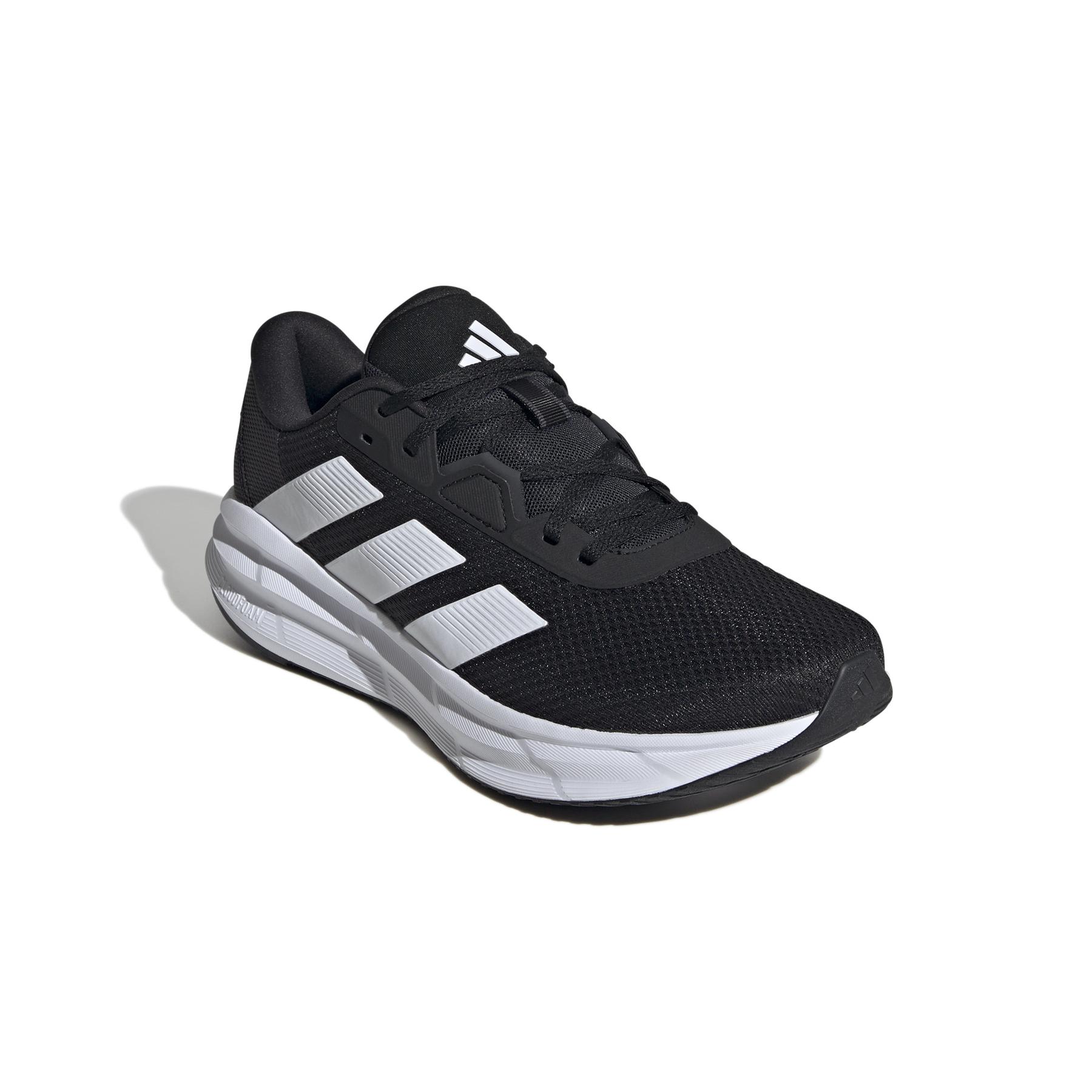 a/d/adidas_id8760_6_footwear_photography_front_lateral_top_view_white.jpg