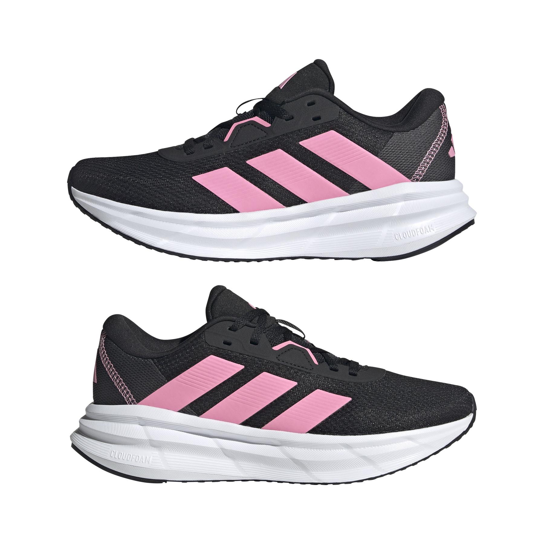 a/d/adidas_id8763_10_footwear_photography_mirrored_pair_view_white.jpg
