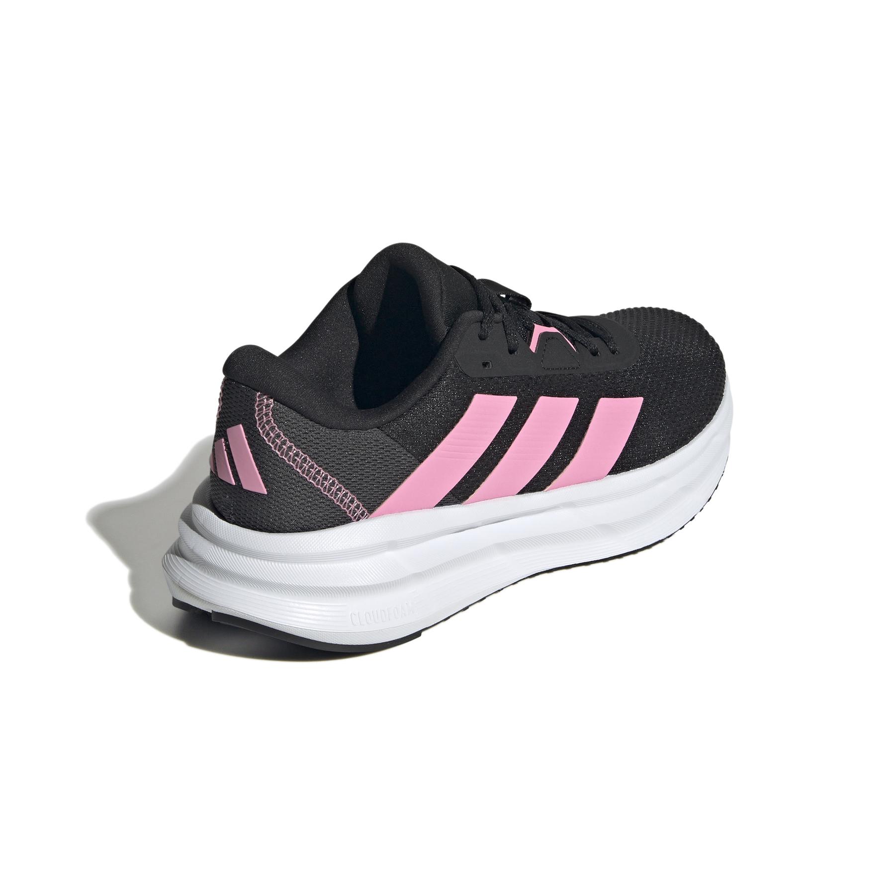 a/d/adidas_id8763_7_footwear_photography_back_lateral_top_view_white.jpg