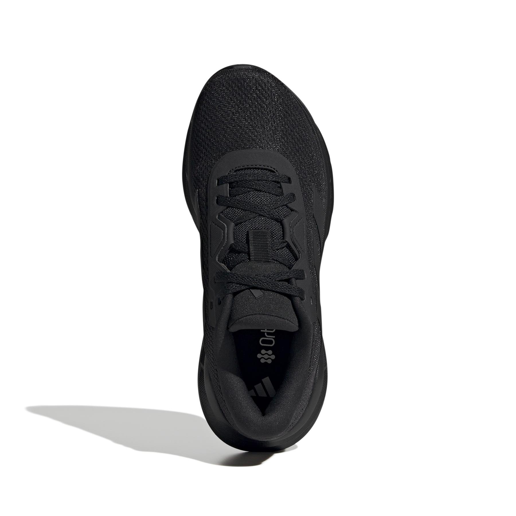 a/d/adidas_id8764_3_footwear_photography_top_portrait_view_white.jpg