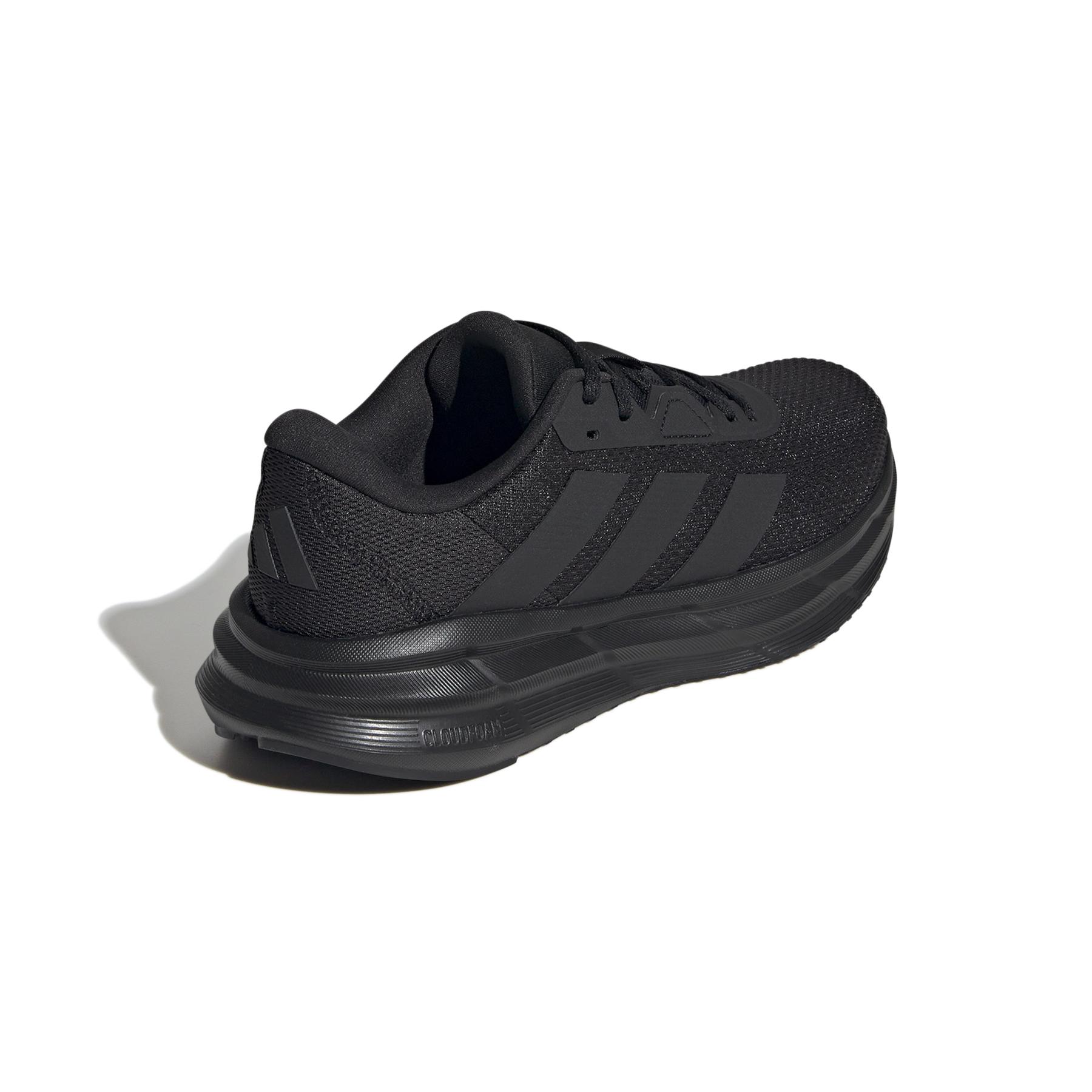 a/d/adidas_id8764_7_footwear_photography_back_lateral_top_view_white.jpg