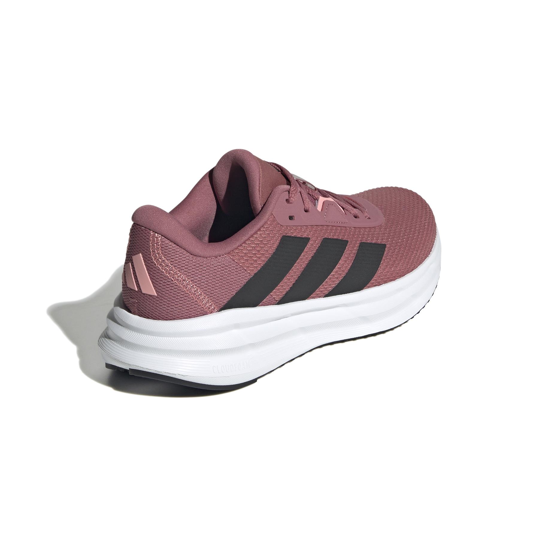 a/d/adidas_id8766_7_footwear_photography_back_lateral_top_view_white.jpg