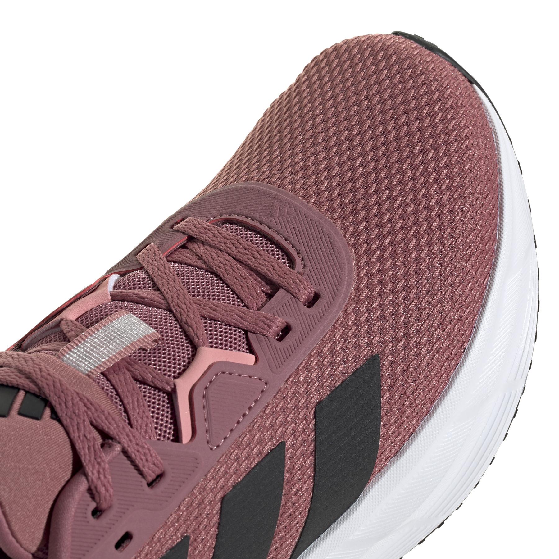 a/d/adidas_id8766_8_footwear_photography_detail_view_1_white.jpg