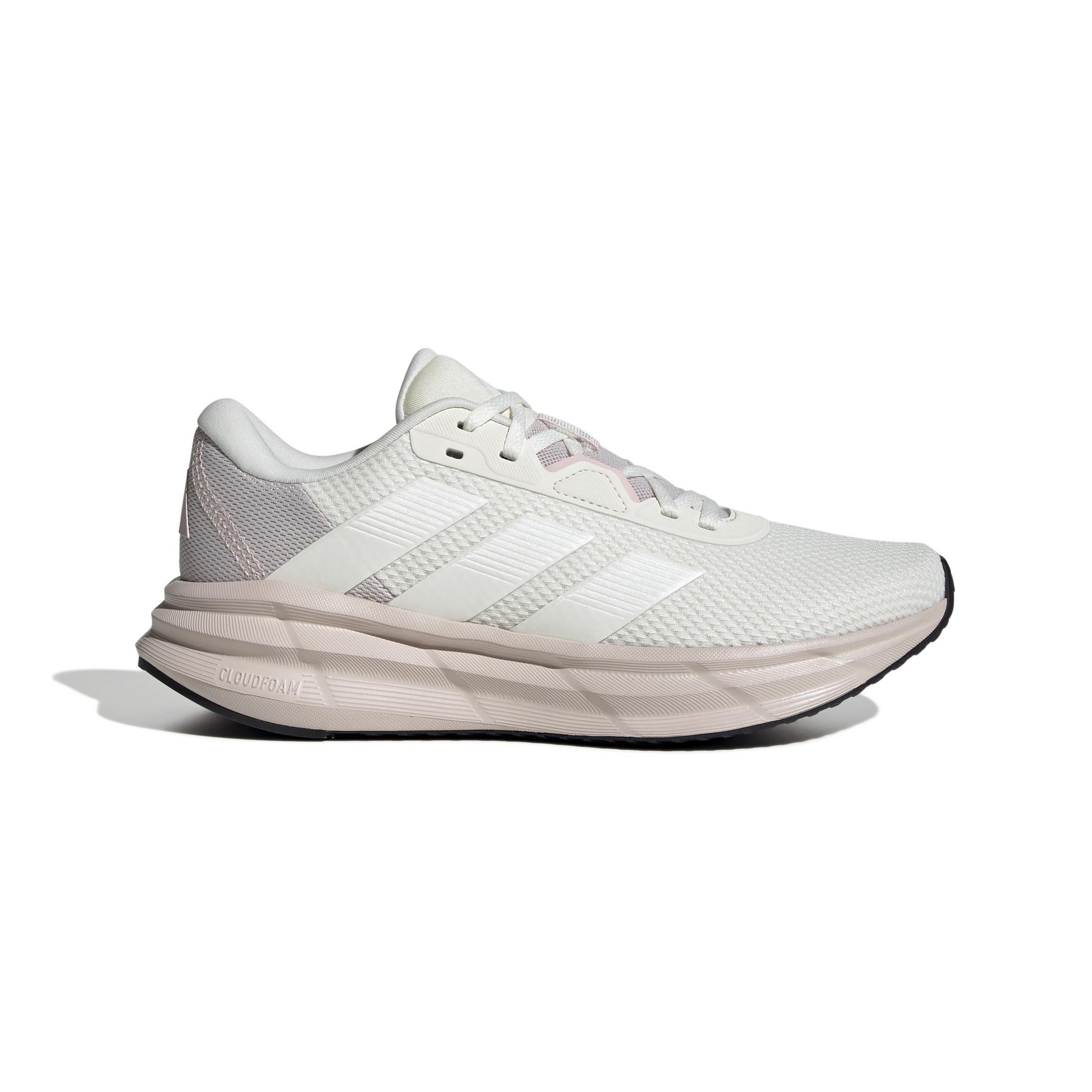 a/d/adidas_id8768_1_footwear_photography_side_lateral_center_view_white.jpg