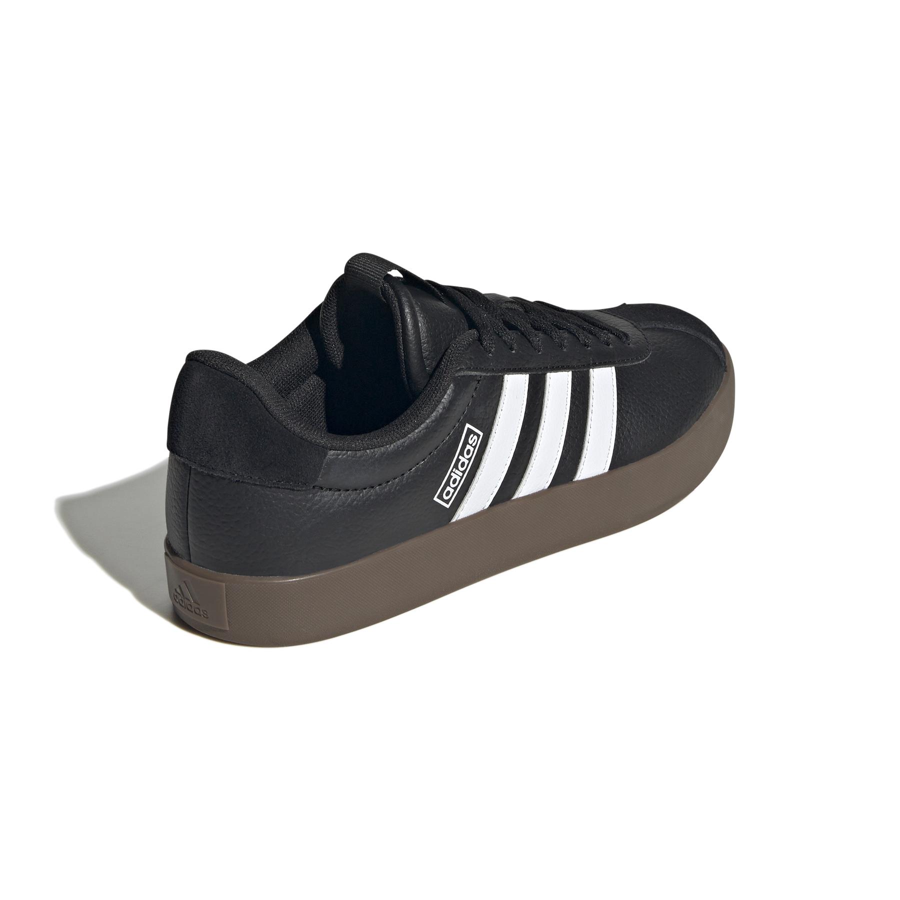a/d/adidas_id8796_7_footwear_photography_back_lateral_top_view_white-nw040724.jpg